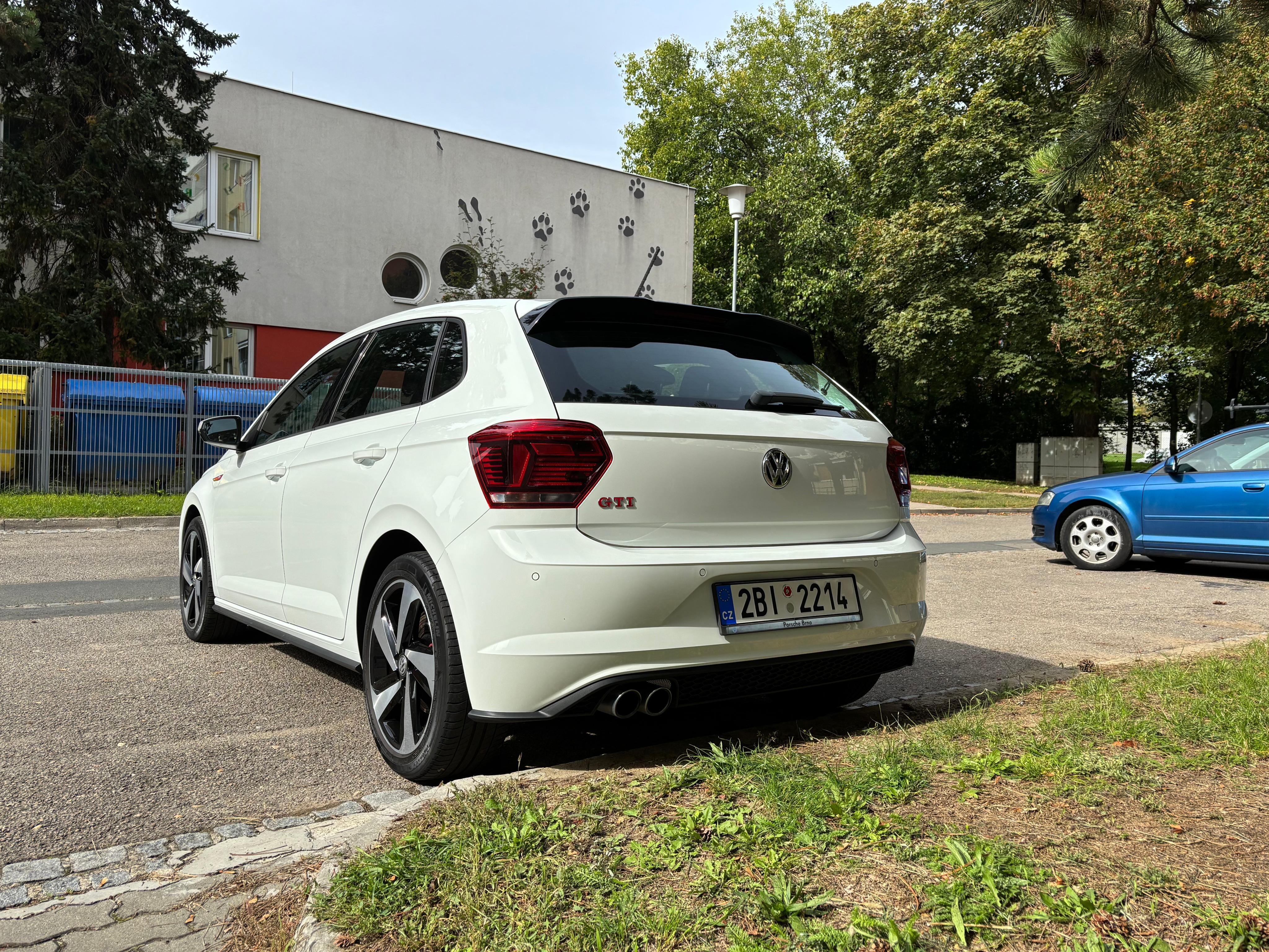 Volkswagen Polo, 2,0 GTI 147kW DSG Virtual - fotka 5