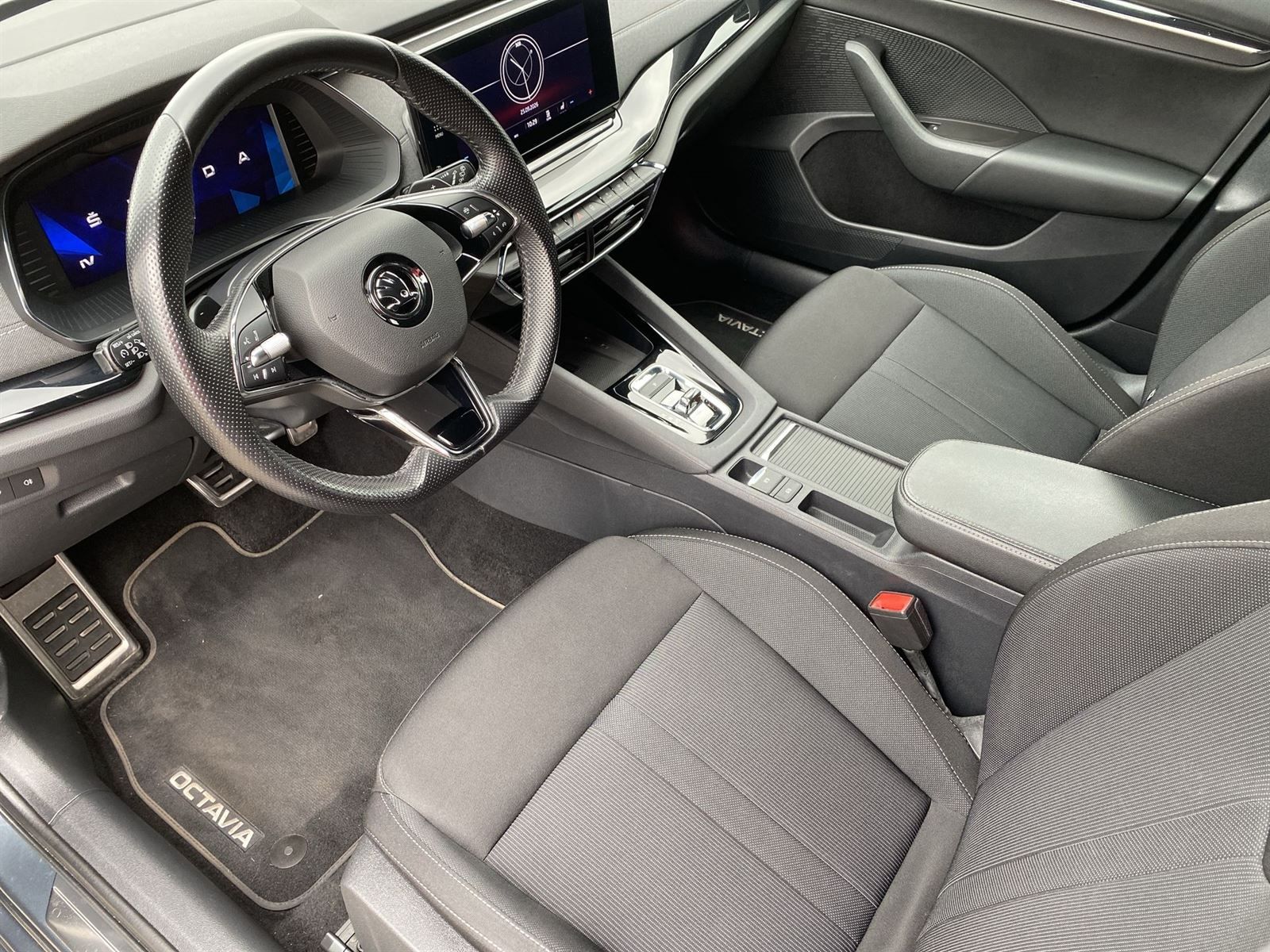 Škoda Octavia, Combi 1.4 TSI iV DSG Style - fotka 6