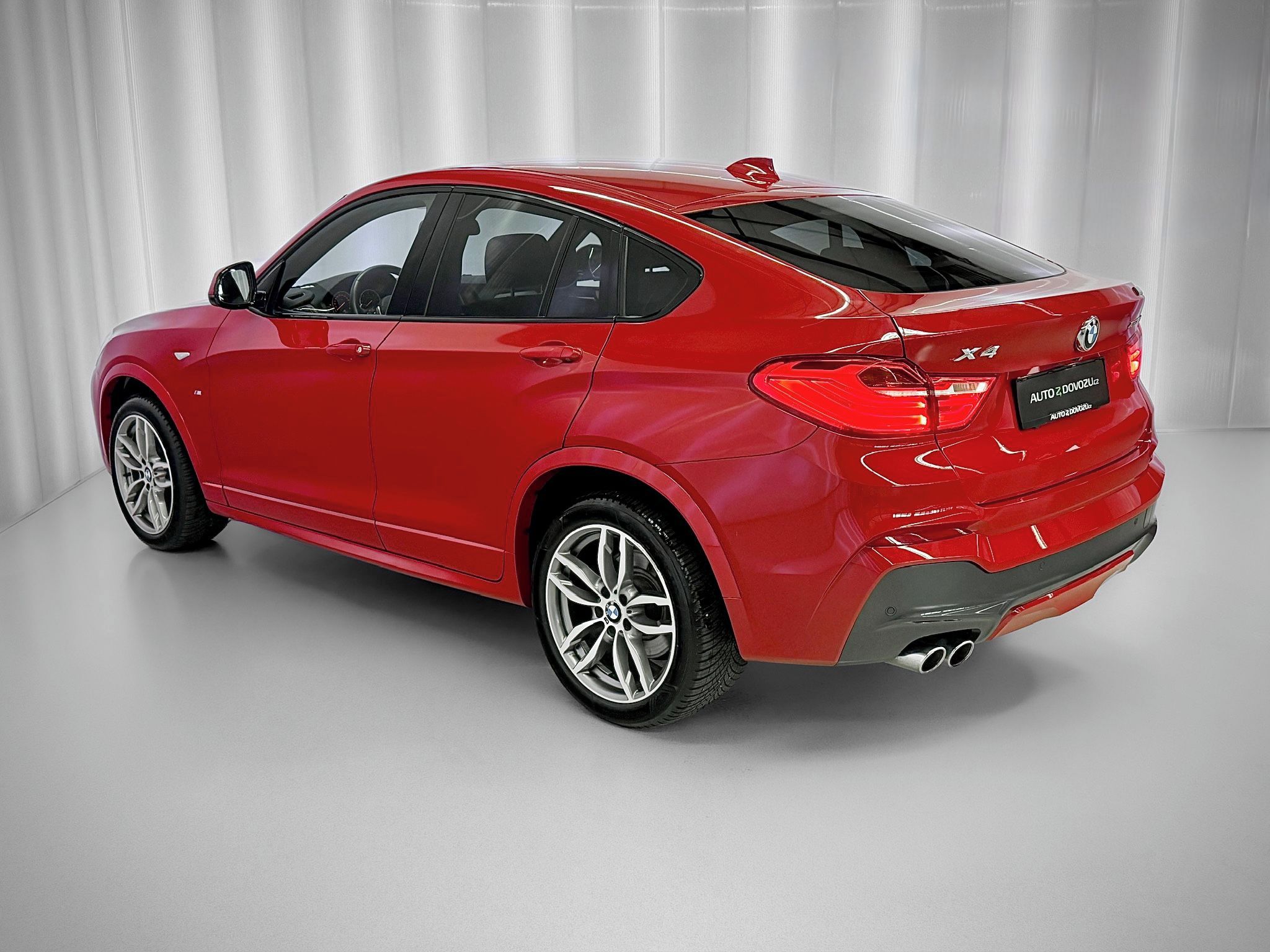 BMW X4, 30d xDrive M-SPORT, HUD, KEYLE - fotka 4