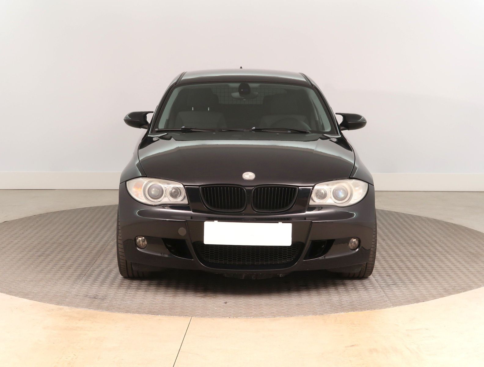 BMW Řada 1, 116i, Xenony, Klima, Tempomat - fotka 2