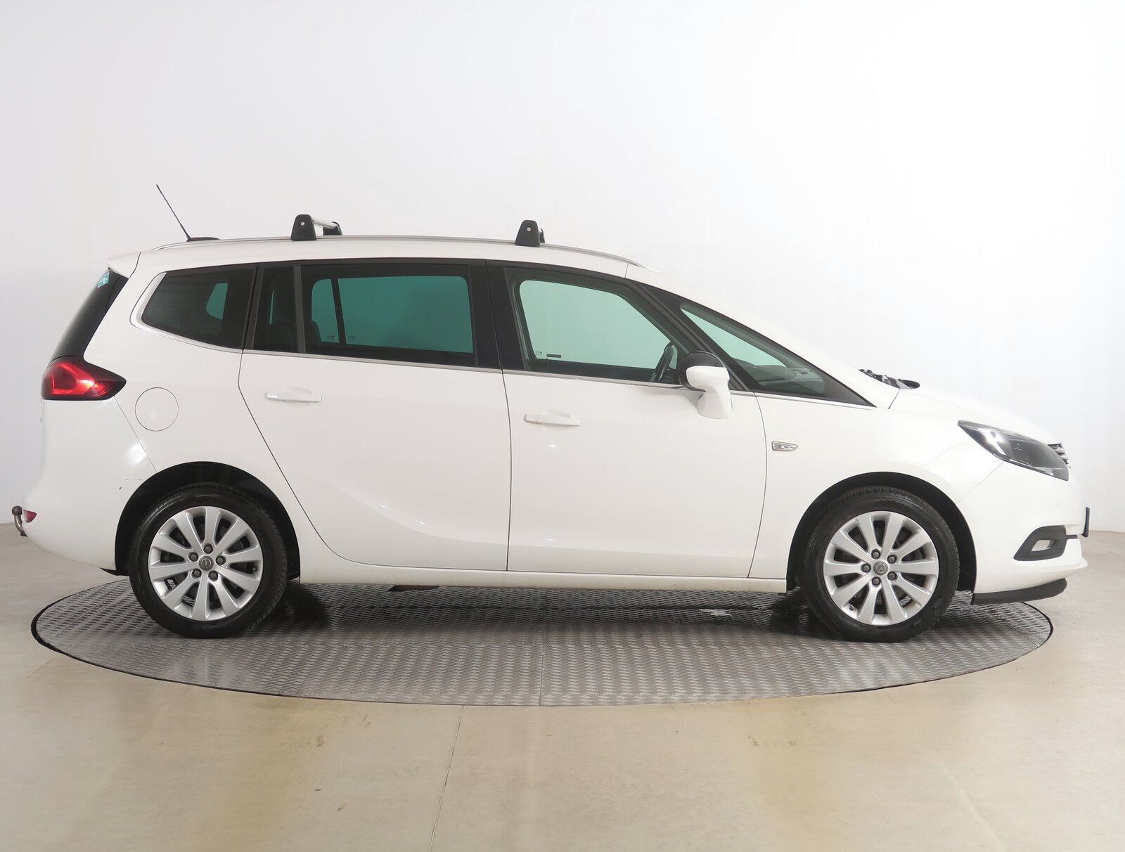 Opel Zafira, 1.4 Turbo, LPG, 7 míst - fotka 6