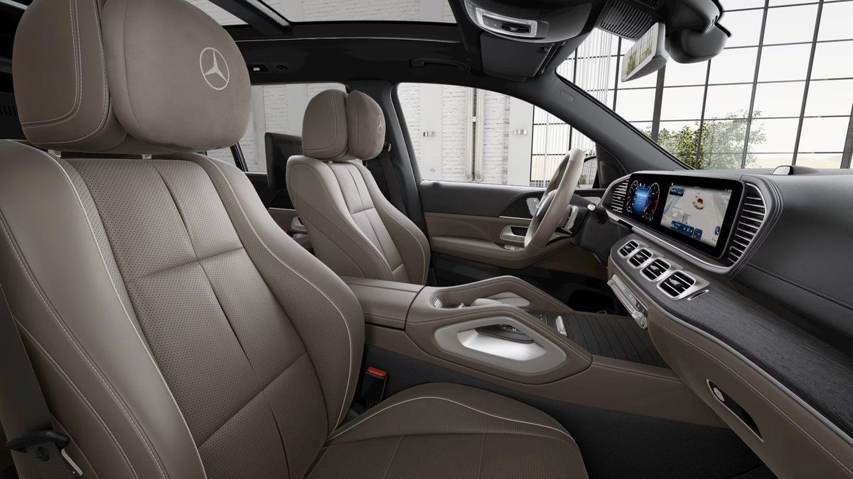 Mercedes-Benz GLS, 450 d 4MATIC Edition 140 Years - fotka 5
