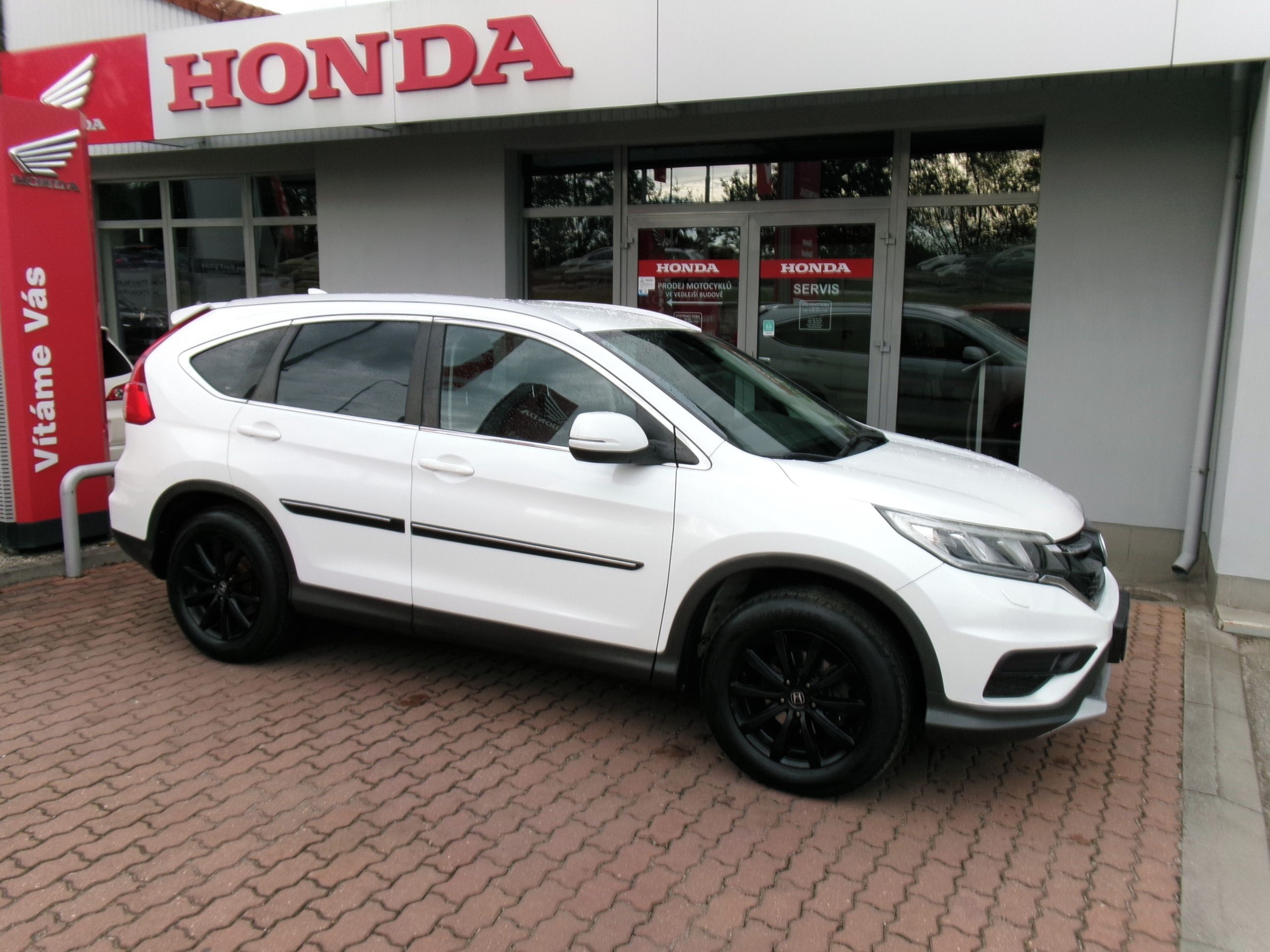 Honda CR-V, 2.0i-VTEC 4x4 COMFORT, ČR, 1.M - fotka 2