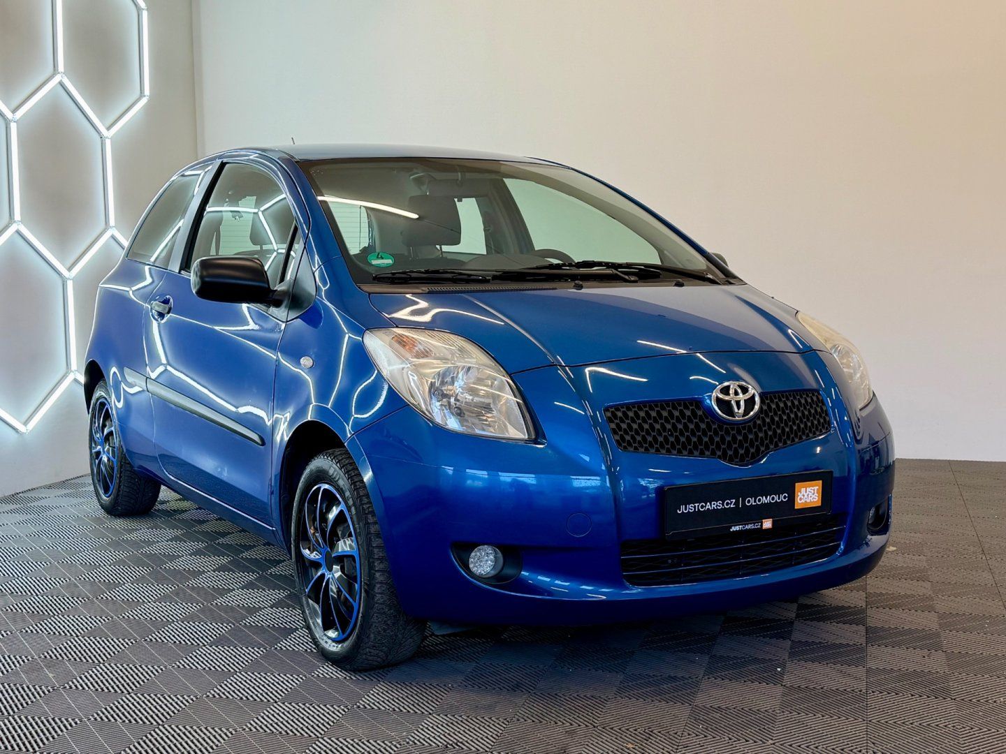 Toyota Yaris, 1.0 VVT-i, 51kW - fotka 4