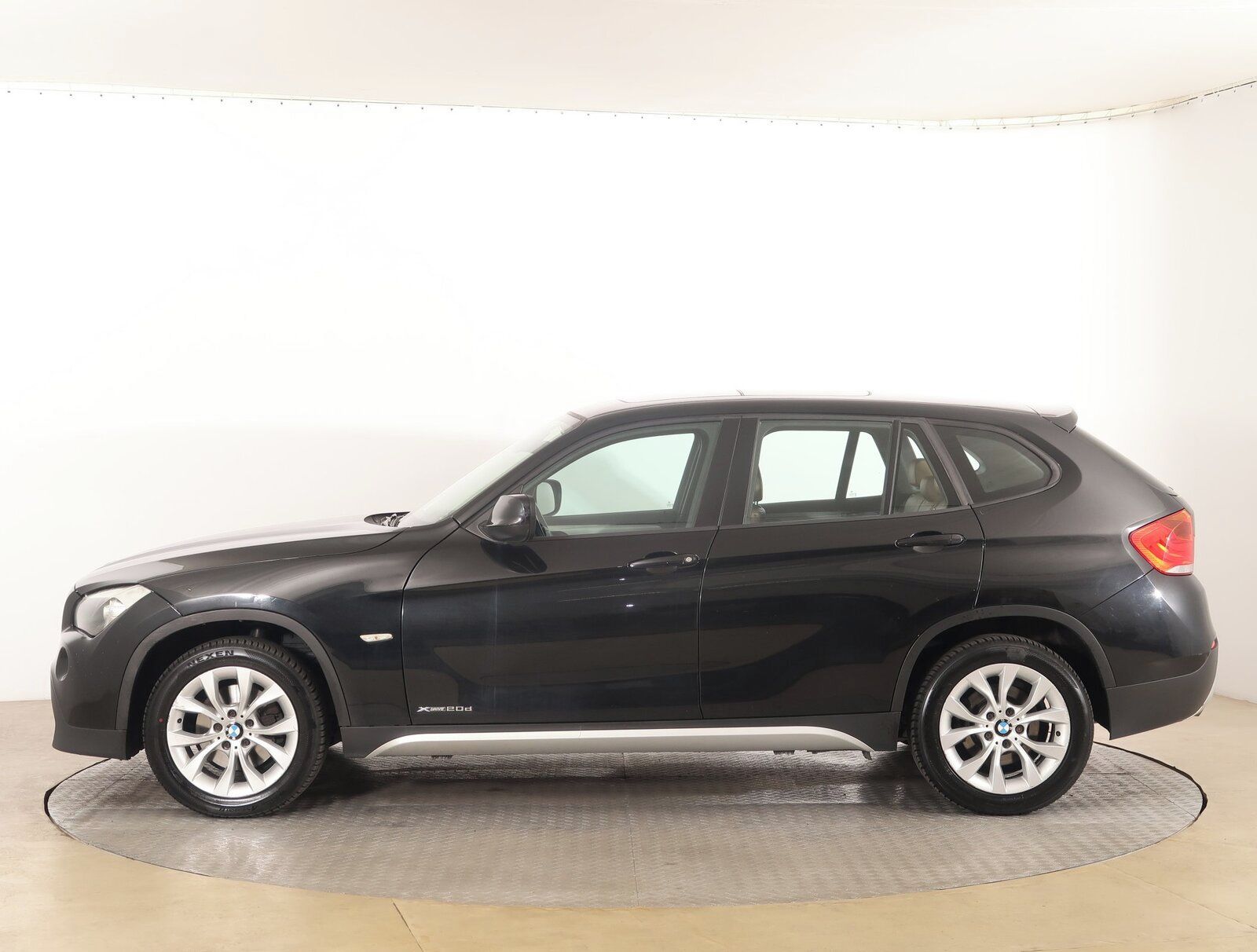 BMW X1, xDrive20d, 4X4 - fotka 3