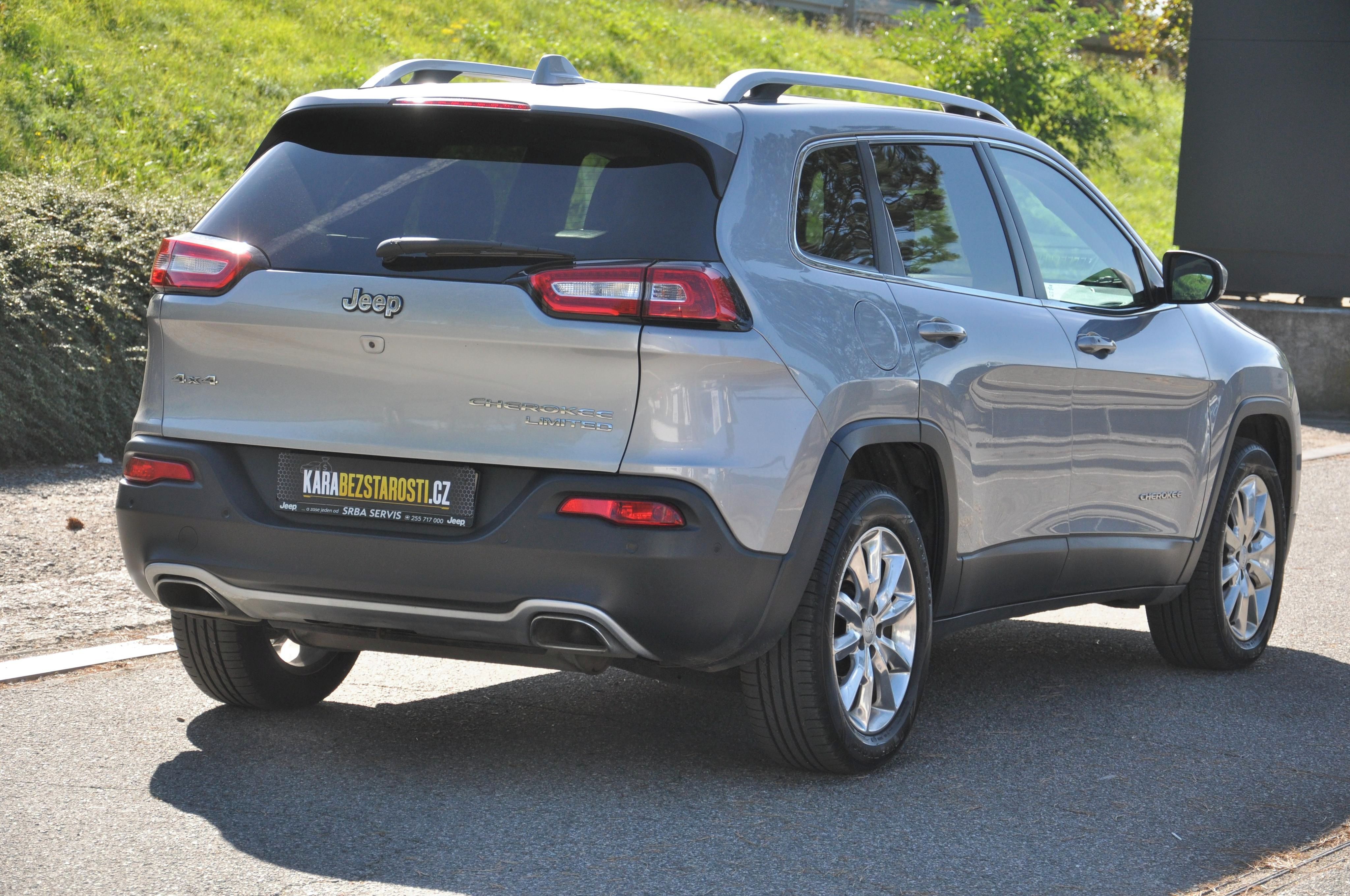 Jeep Cherokee, 2.2,4WD,Overland,CZ,servis. - fotka 6