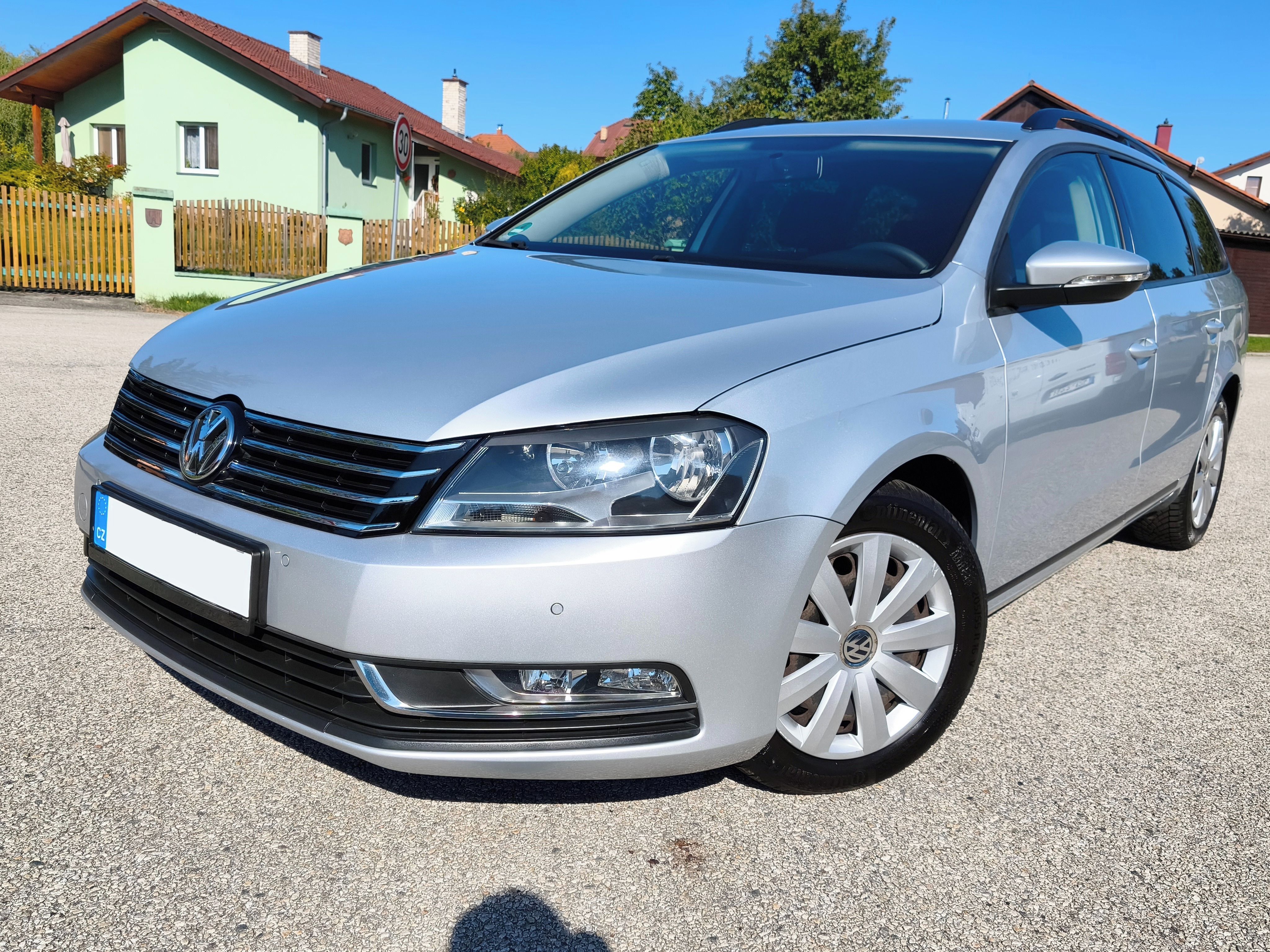 Volkswagen Passat, 2.0 TDI DSG - VÝBORNÝ STAV