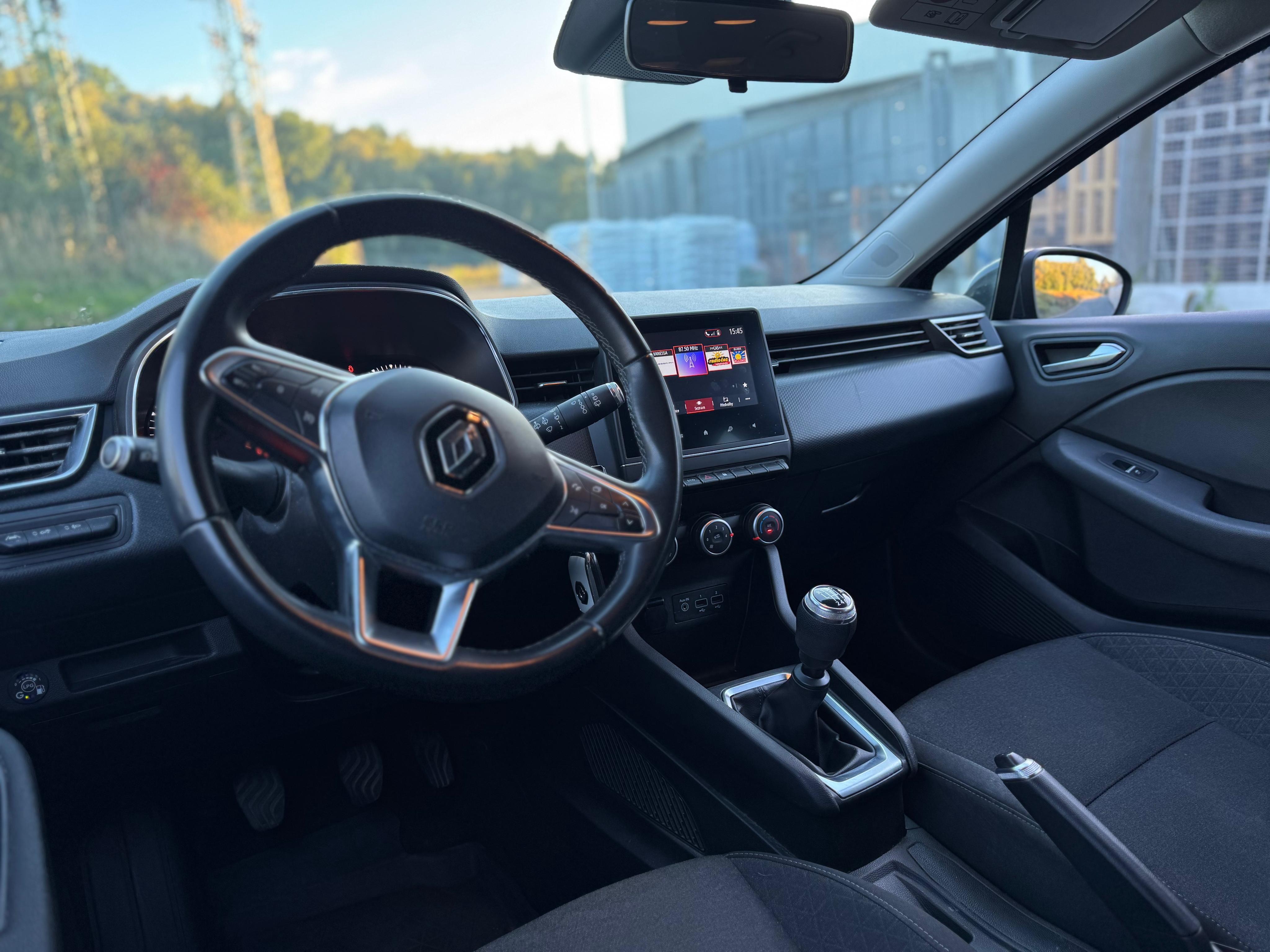 Renault Clio, Renault Clio 1.0 TCe 67 kW LPG - fotka 5