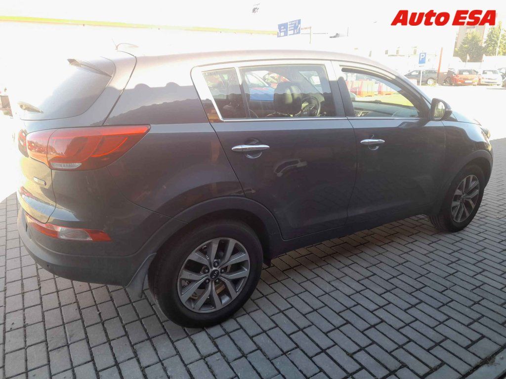 Kia Sportage, 1.7 CRDI - fotka 2