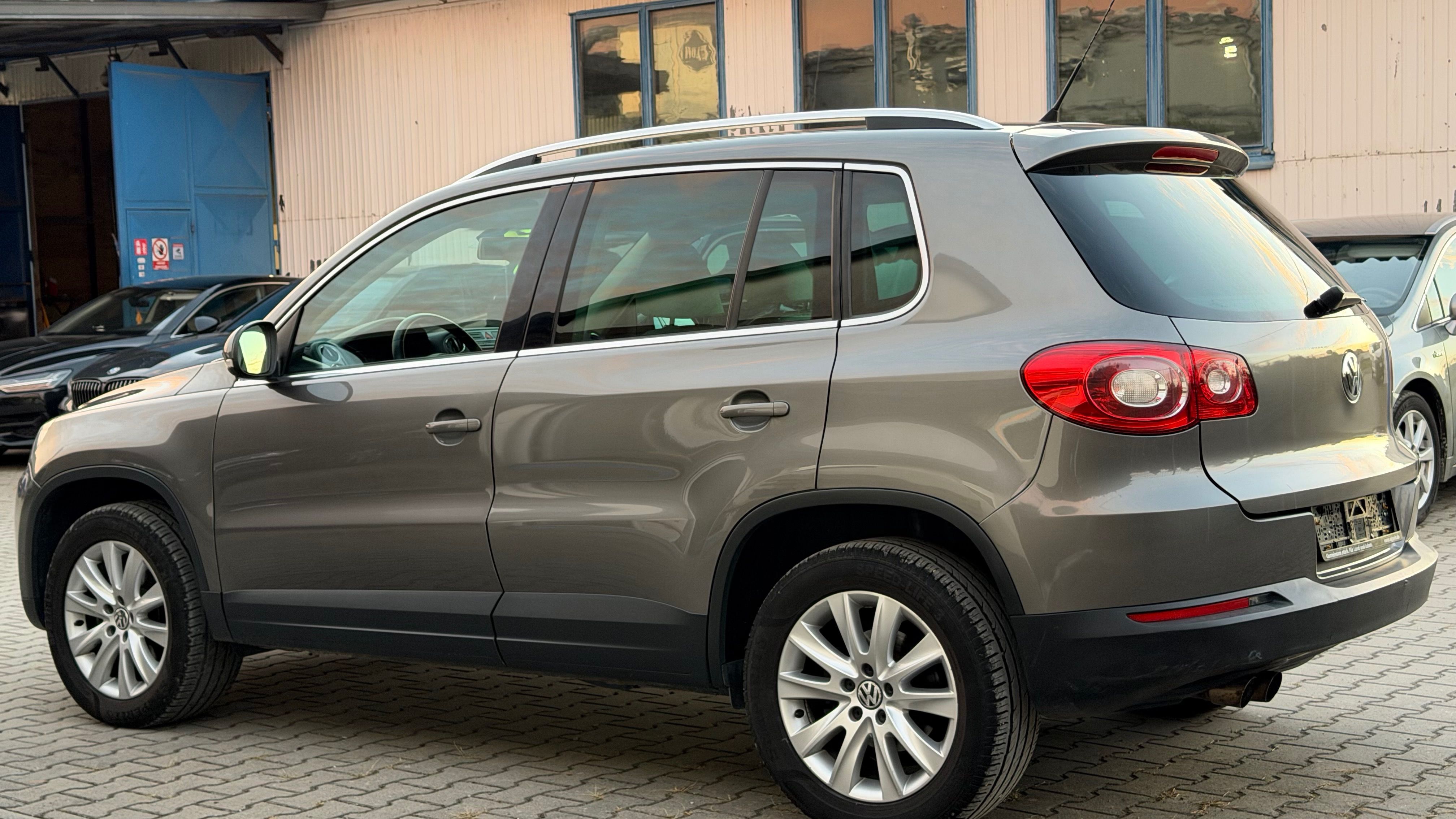 Volkswagen Tiguan, 4motion 4x4 manuál 6q - fotka 4