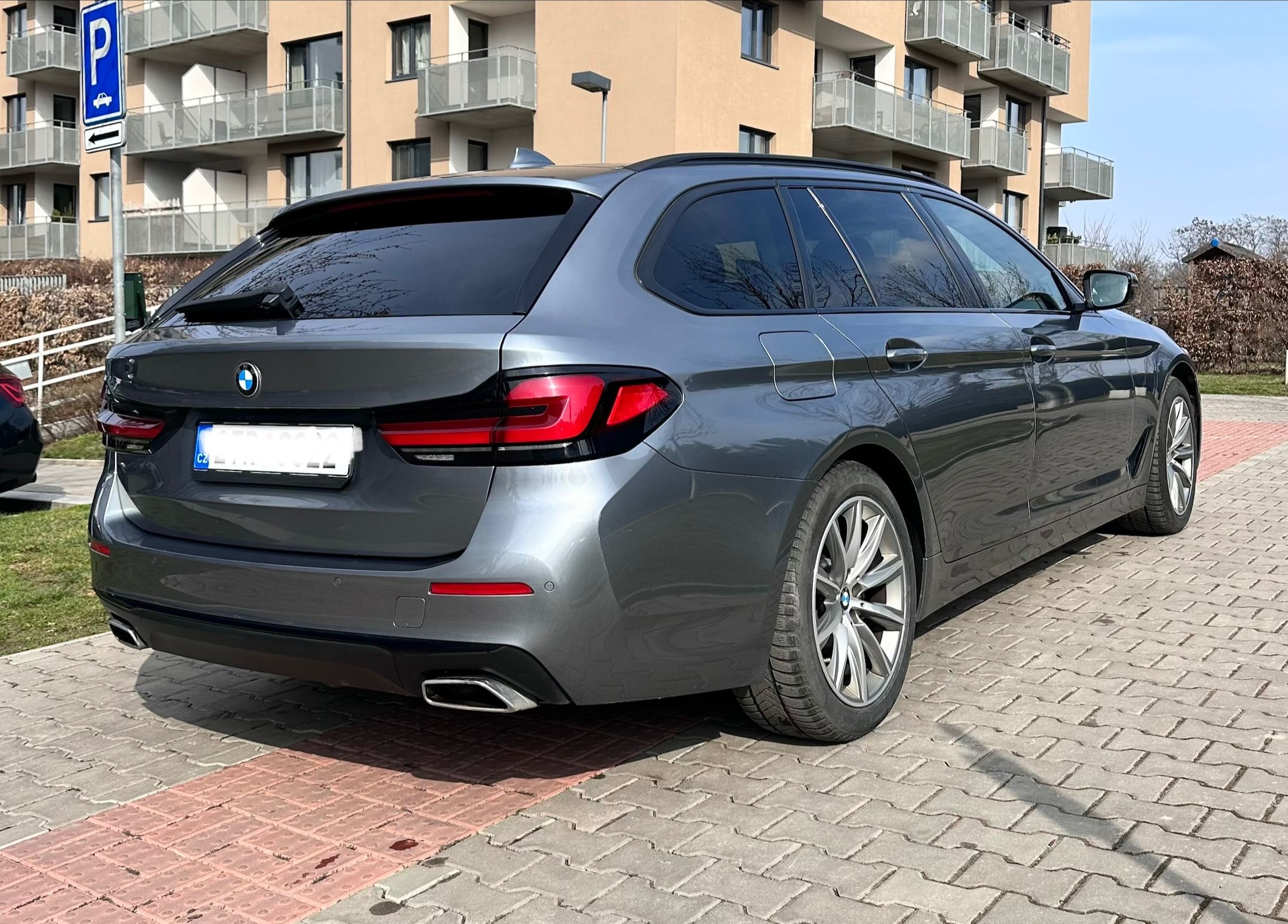BMW Řada 5, 3.0d xdrive - fotka 5