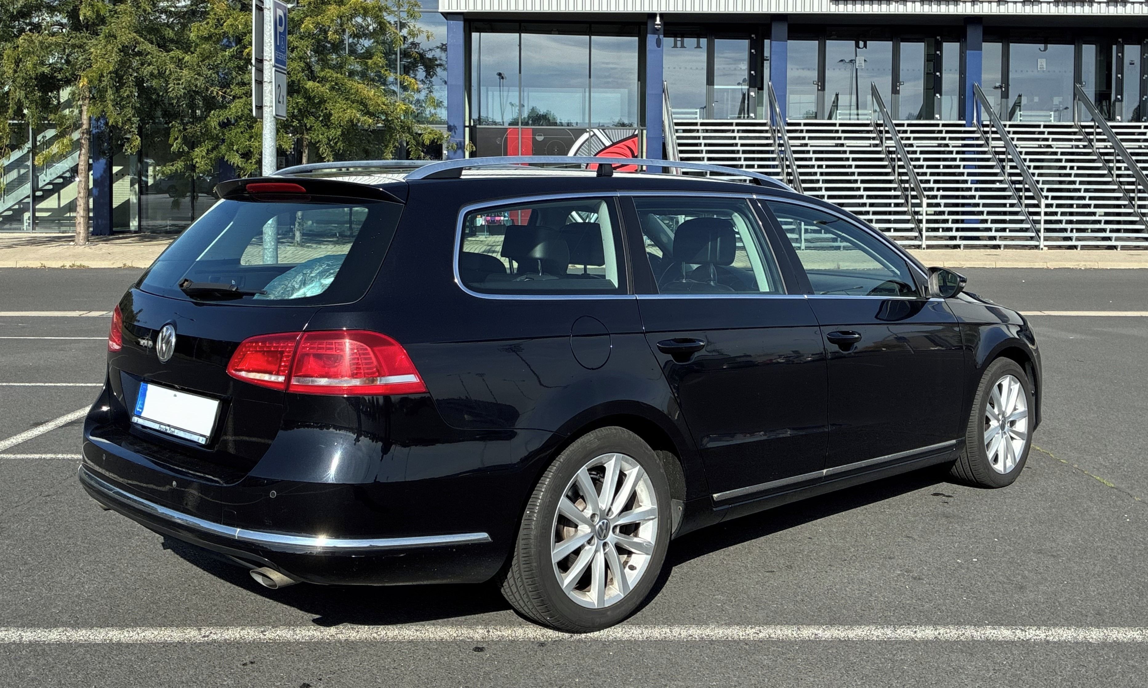 Volkswagen Passat Variant, Passat B7 2,0 TDI 4Motion DSG - fotka 6
