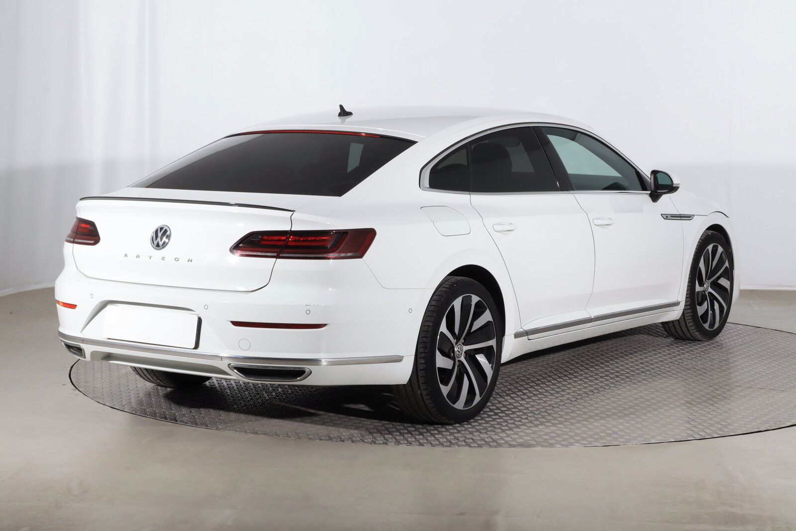 Volkswagen Arteon, 2.0 TDI, R-line, Automat - fotka 5