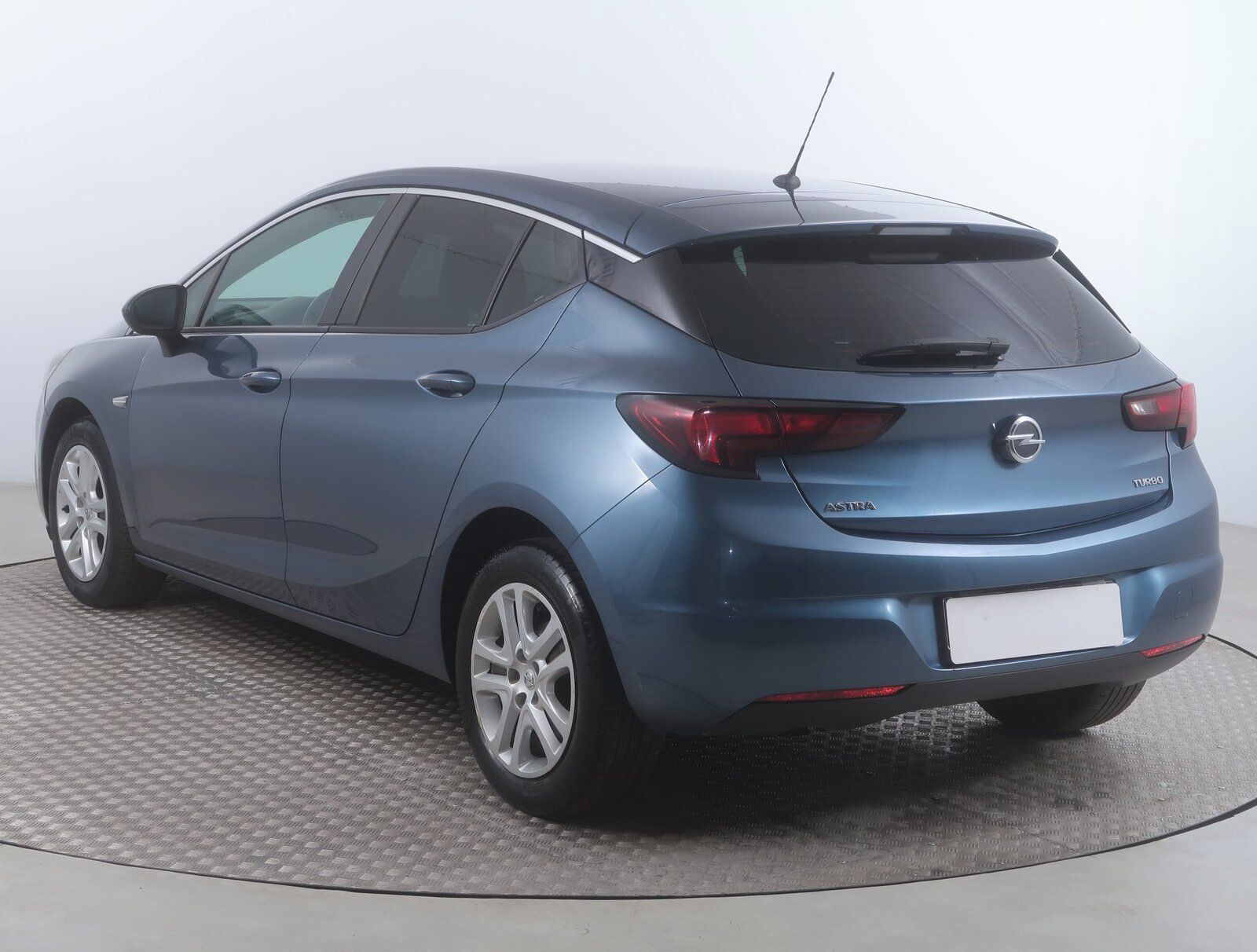 Opel Astra, 1.4 T, Serv.kniha - fotka 4