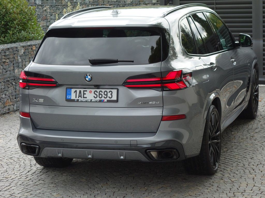 BMW X5, 4.0d*M-PAKET*VZDUCH*TOP*1M*CZ! - fotka 2