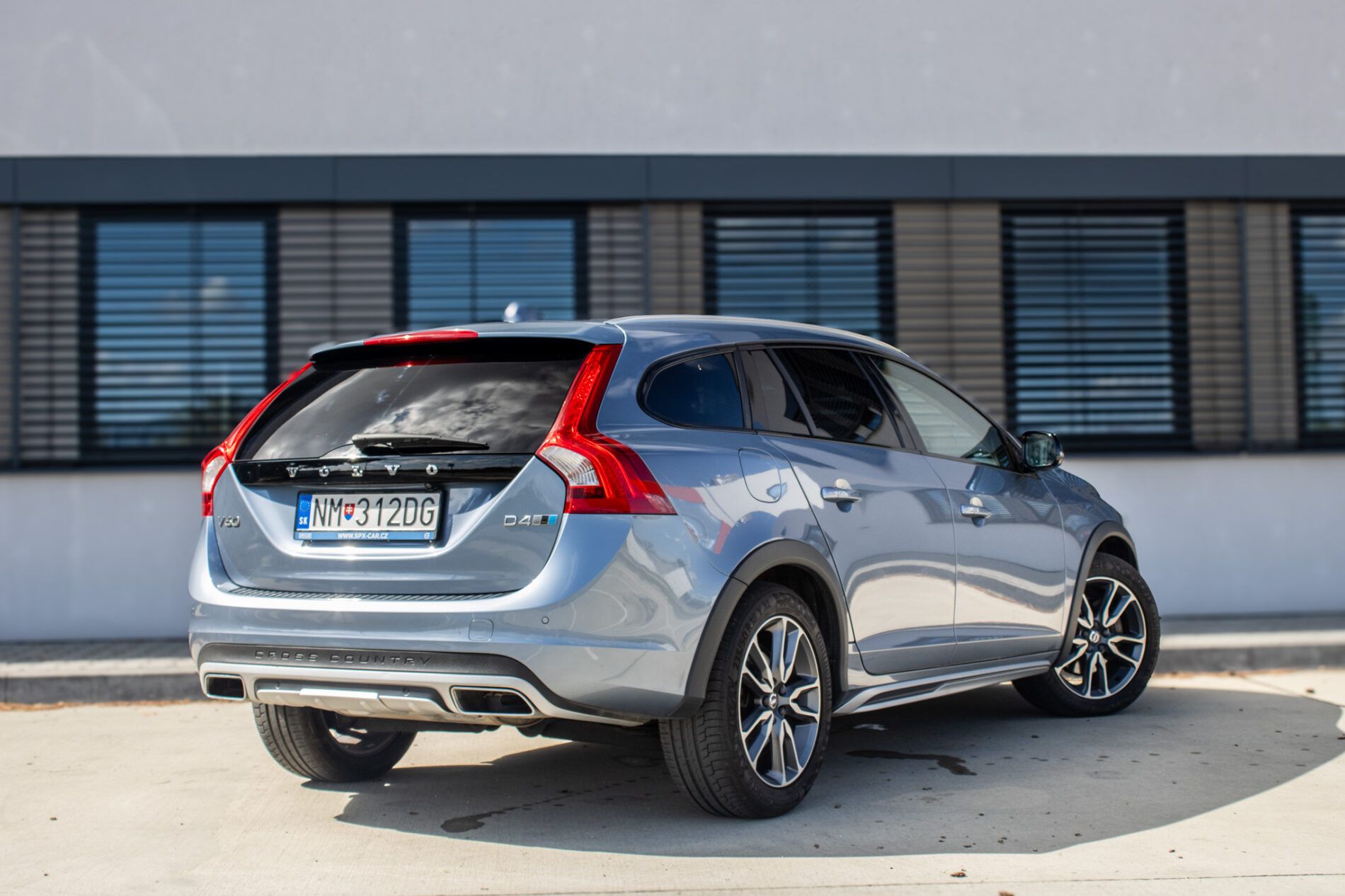 Volvo V60 - fotka 5