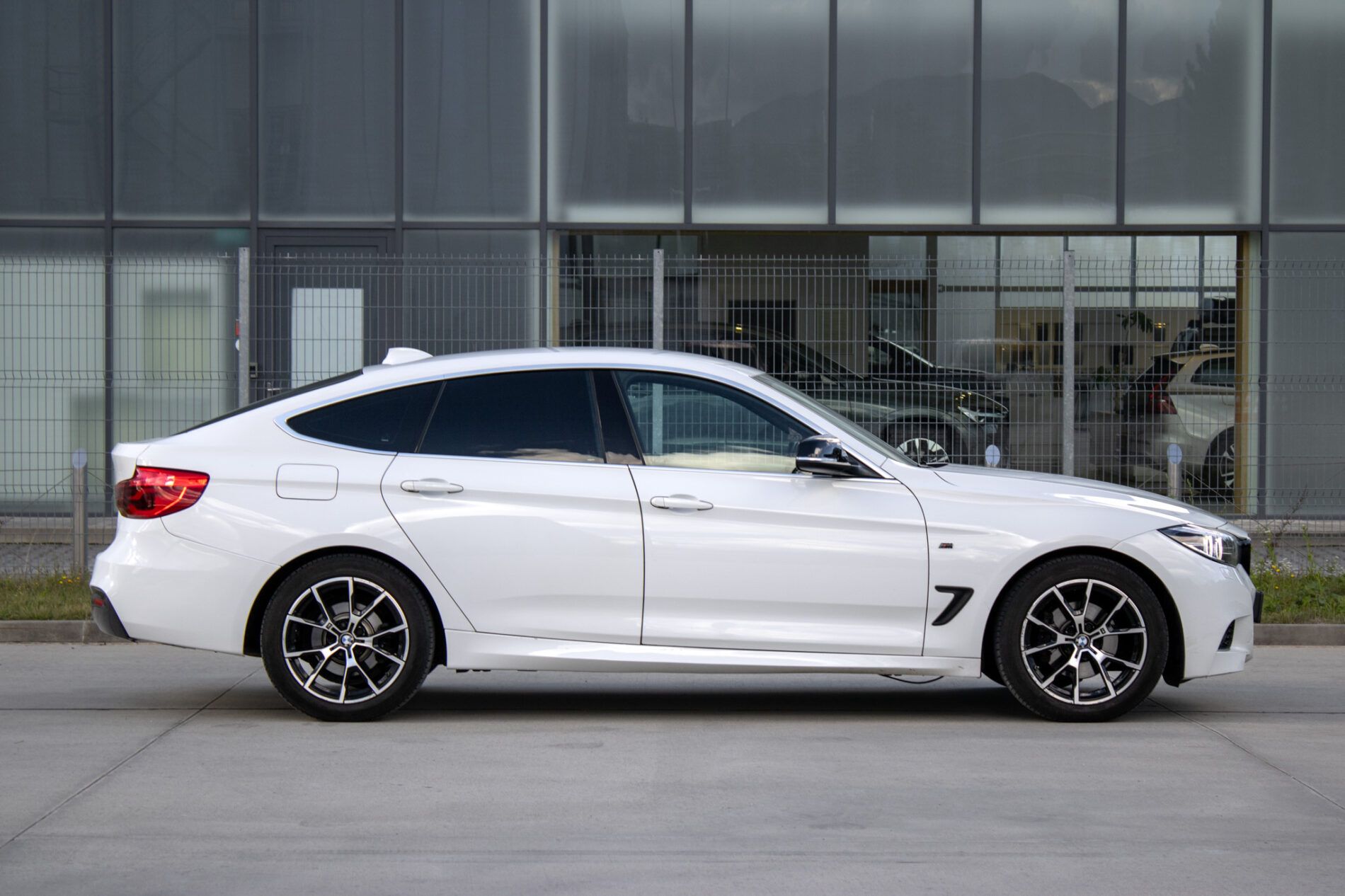 BMW, rad 3 GT - fotka 4