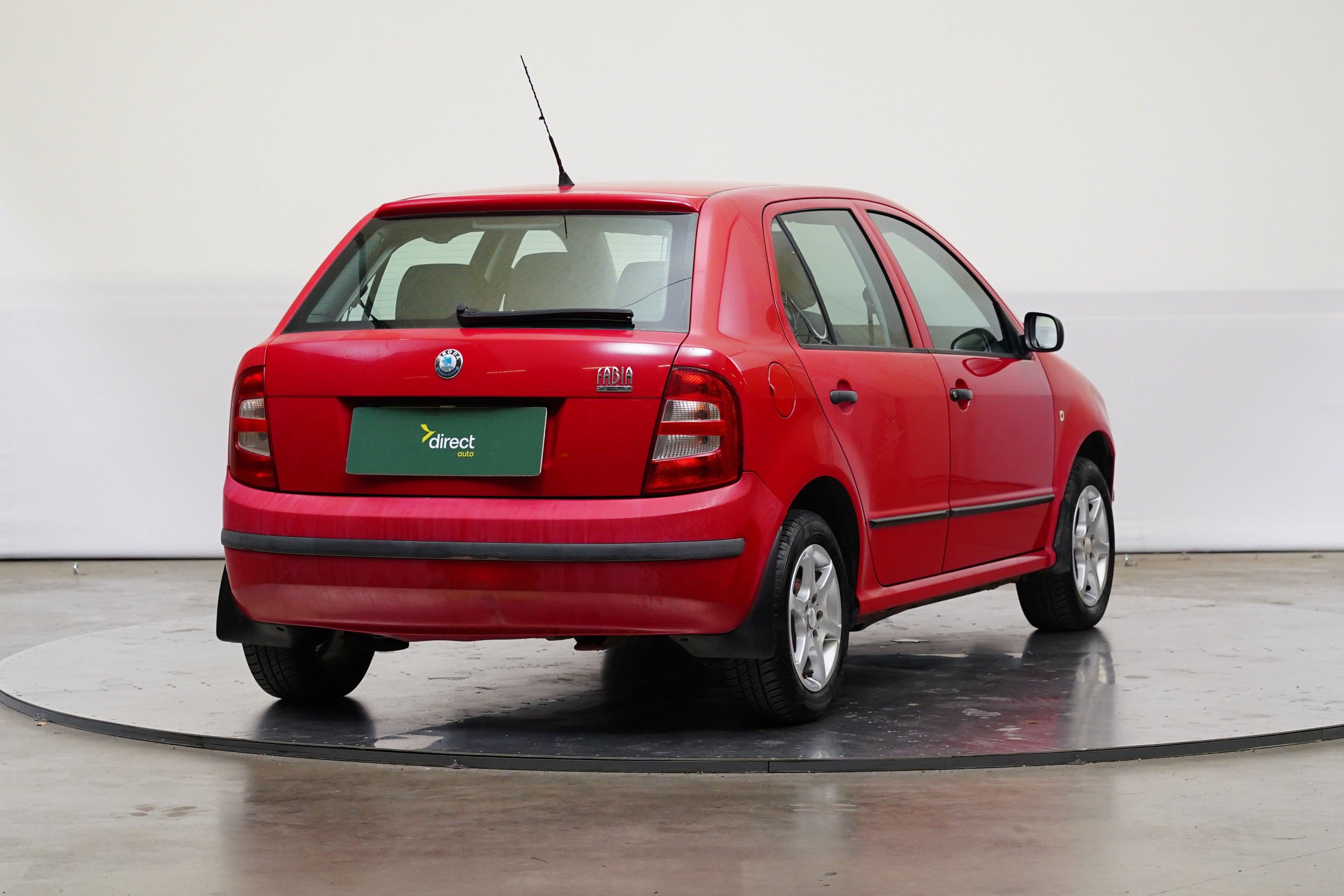 Škoda Fabia, 1.2 HTP 40 kW Classic - fotka 2