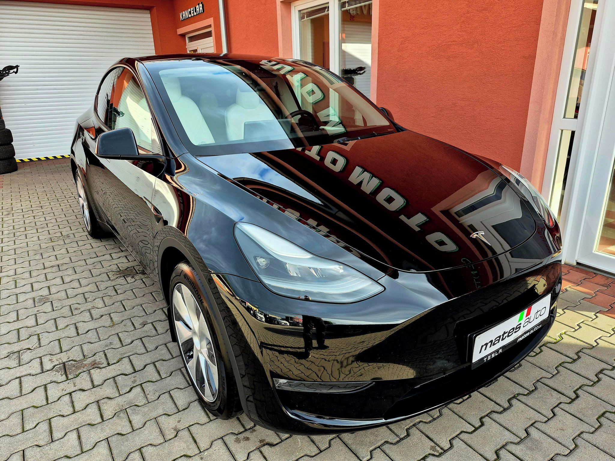 Tesla Model Y, L.R.D.M 378kW - BERLÍN DPH SOH - fotka 4