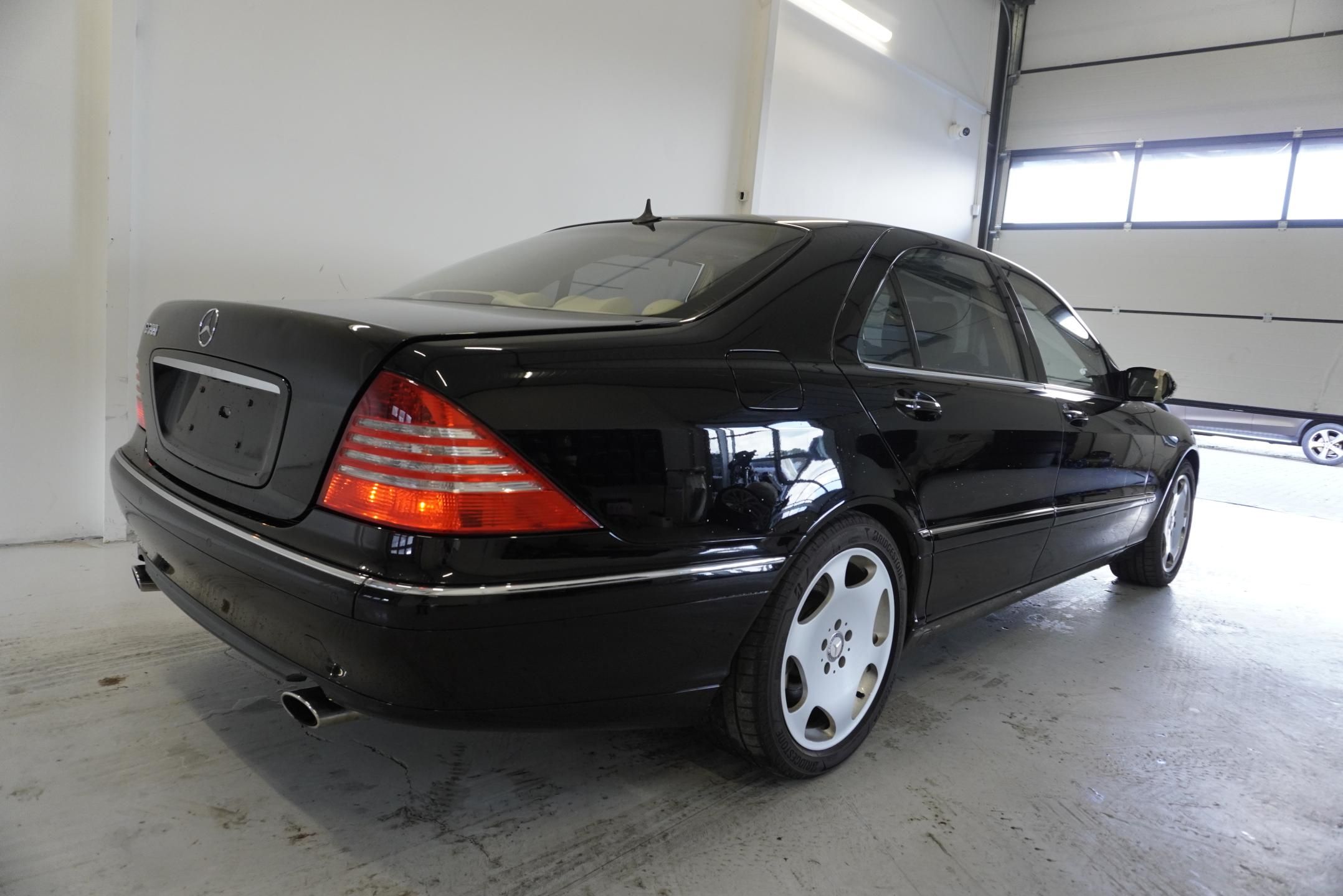 Mercedes-Benz Třídy S, S600 5,5I V12 LONG AUT. - fotka 5