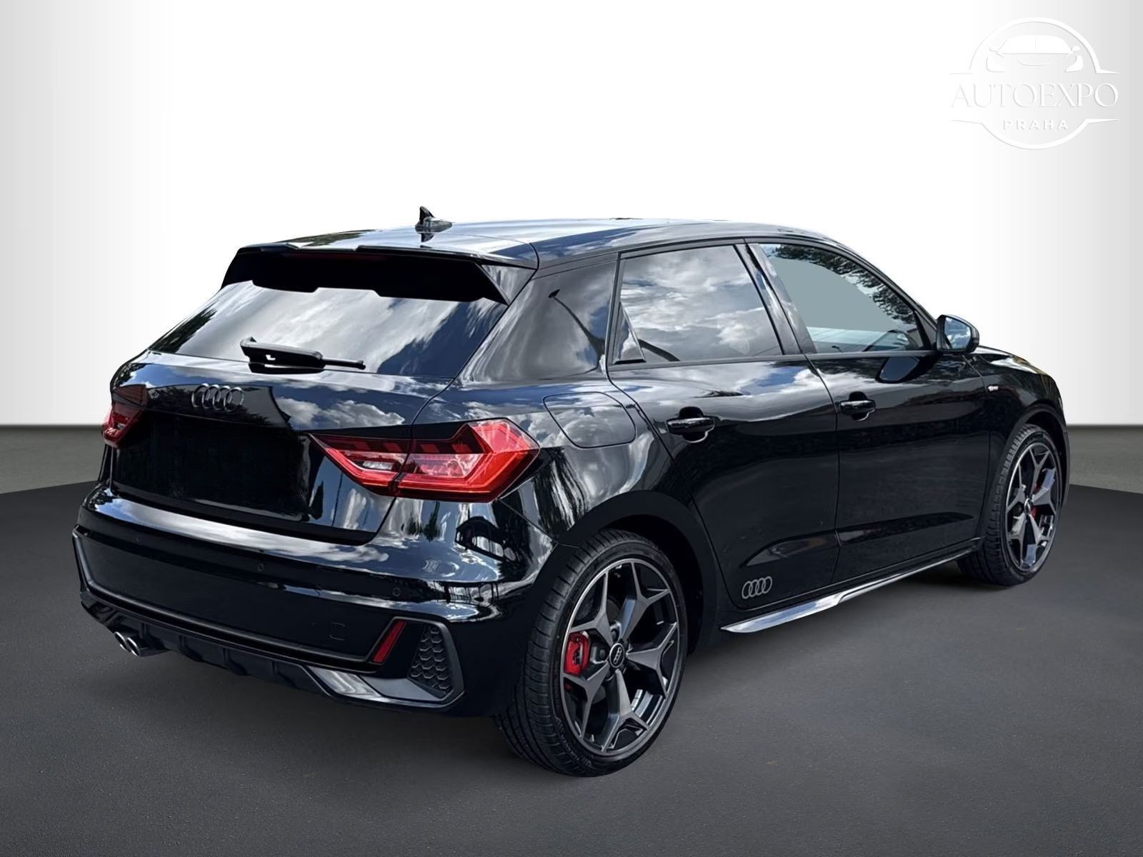Audi A1, Sportback S line 40 2.0 TFSI - fotka 5