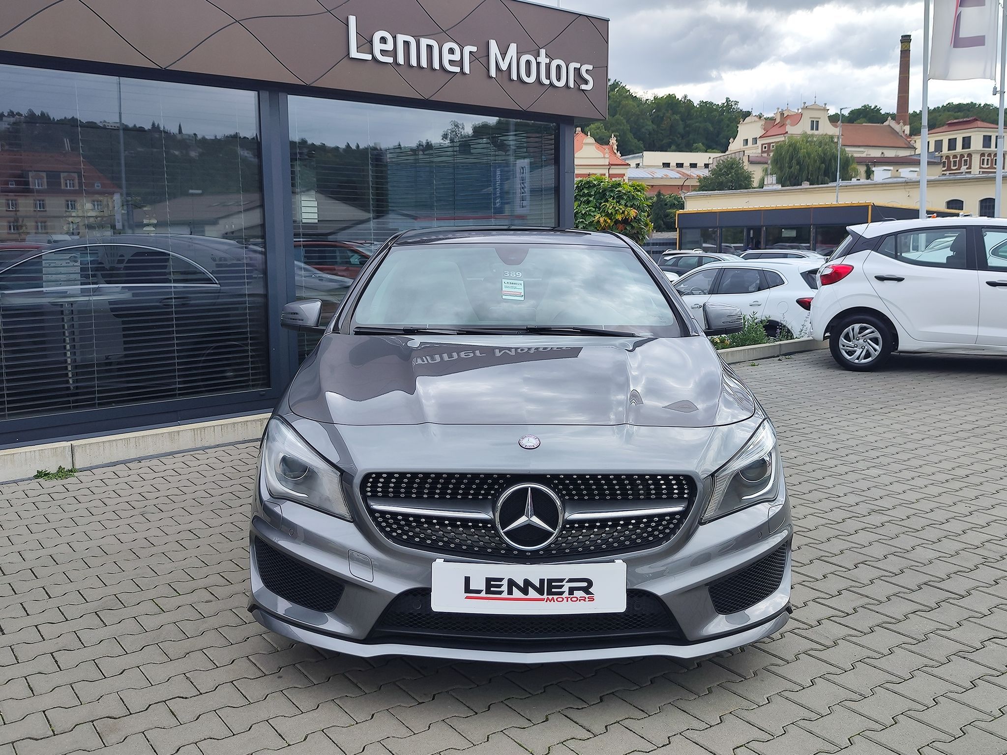 Mercedes-Benz CLA, CLA200/130kW AMG LINE AT - fotka 2