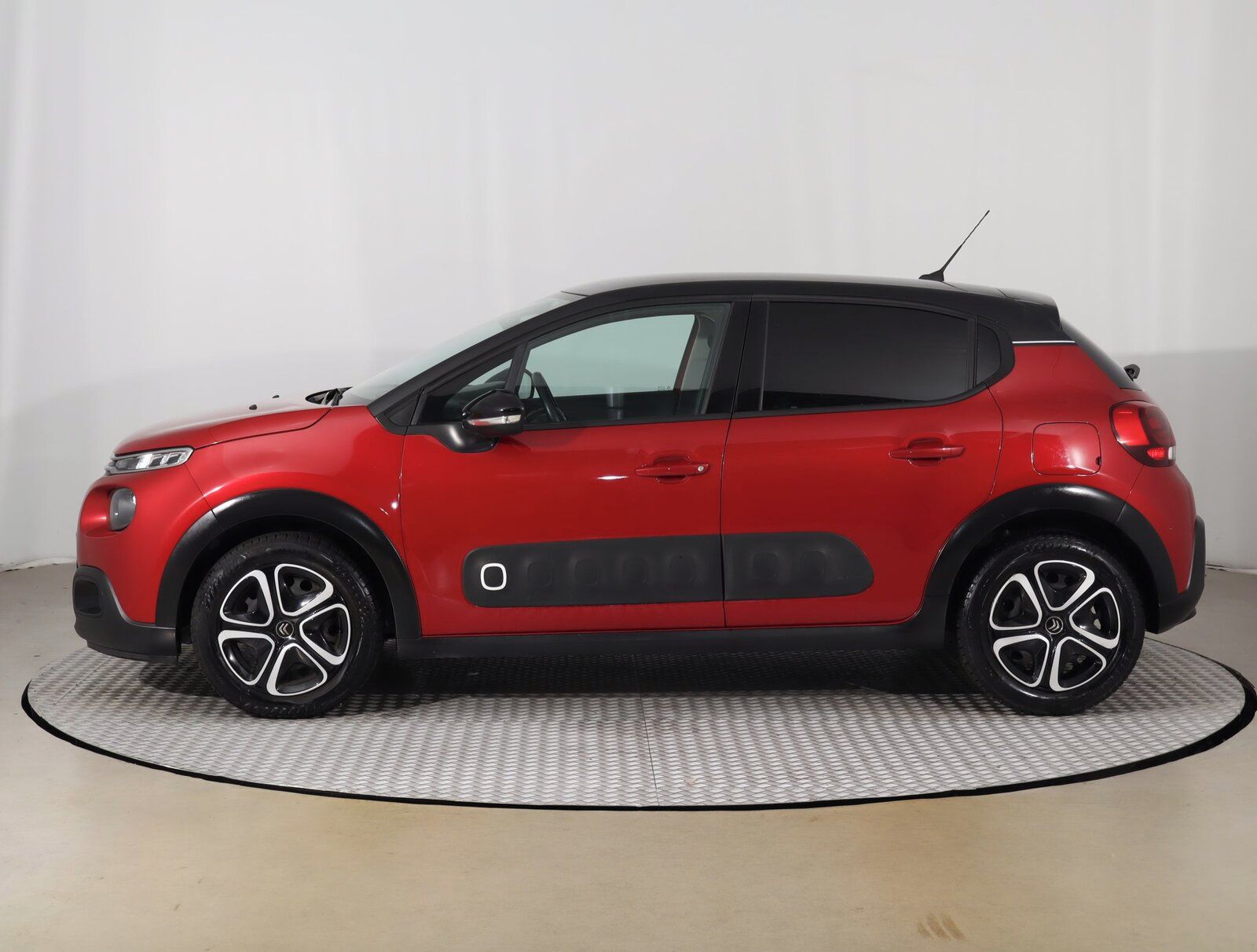Citroën C3, 1.2 PureTech, Serv.kniha - fotka 3