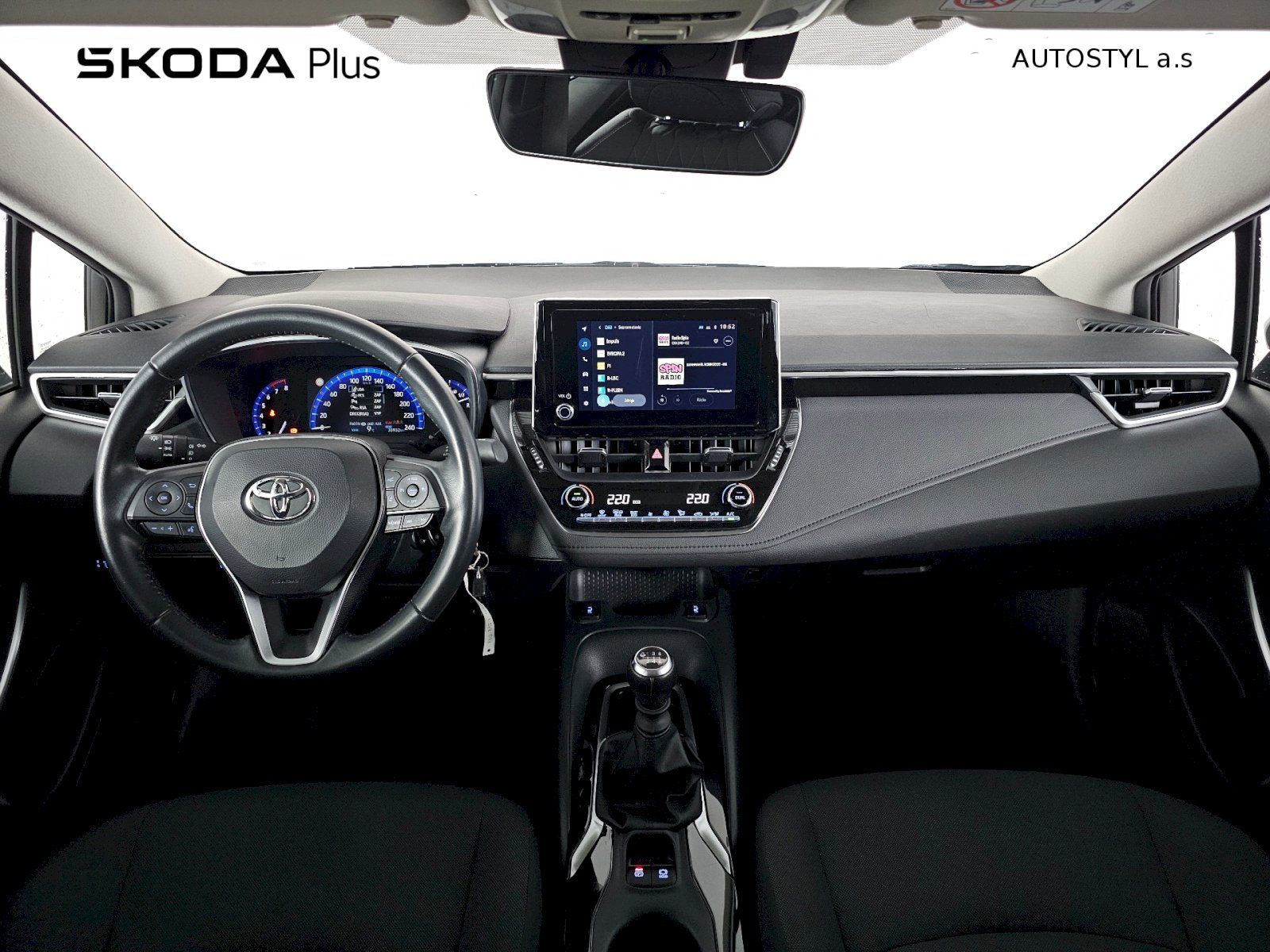 Toyota Corolla, SD 1.5 VVT-i 92kW Comfort TECH - fotka 5