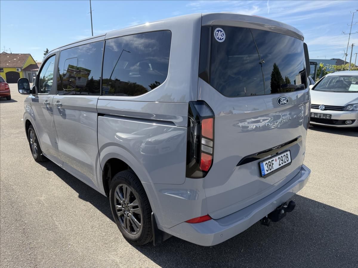 Ford Tourneo Custom, 2,0 EB AWD Titianium L1*8 míst - fotka 2