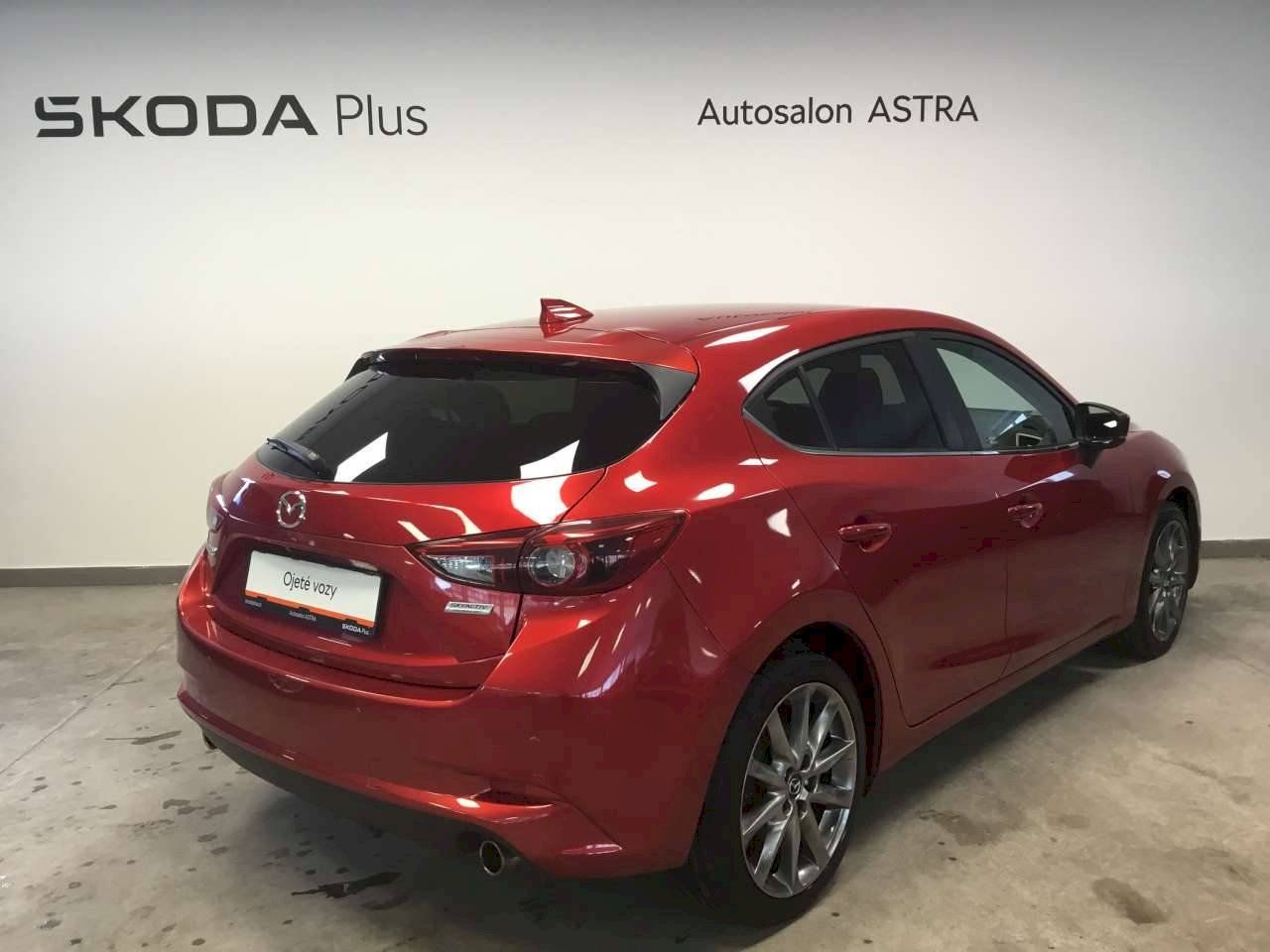 Mazda 3, 2.0i 88 kW - fotka 2