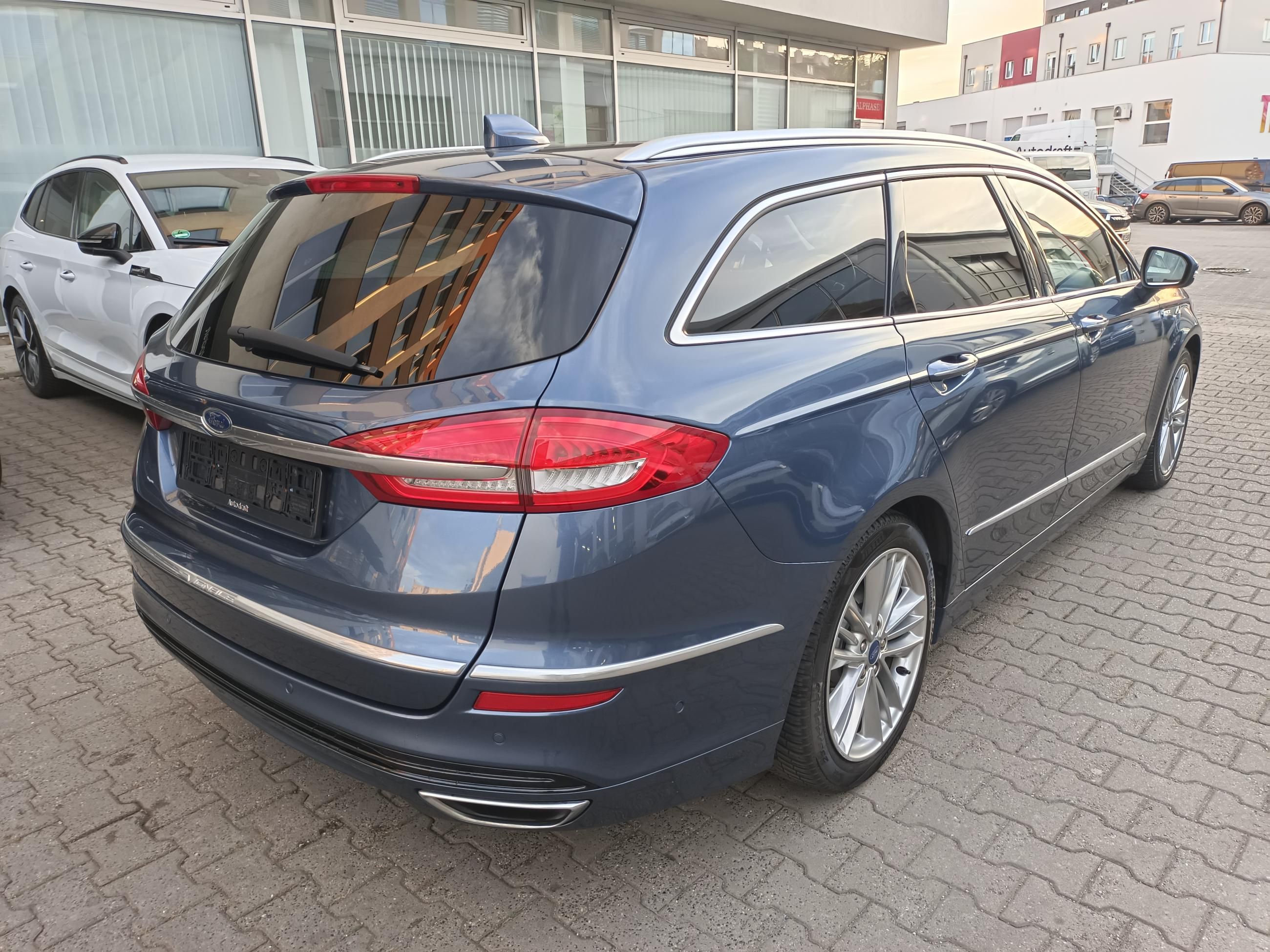 Ford Mondeo, 2.0 TDCi 140kW AUT. Vignale - fotka 6