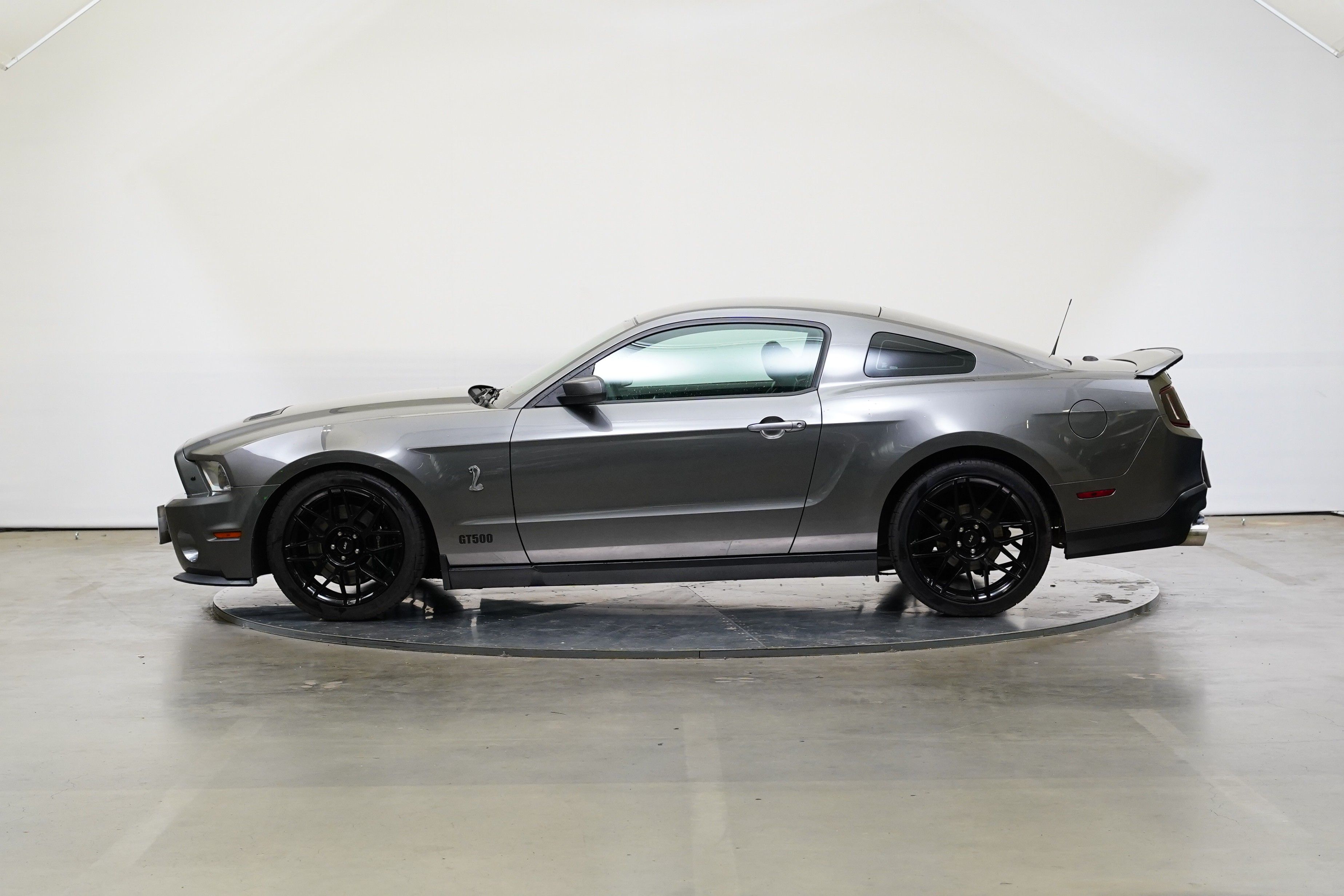 Ford Mustang, 5.4L V8 403 kW Shelby GT 500 - fotka 3
