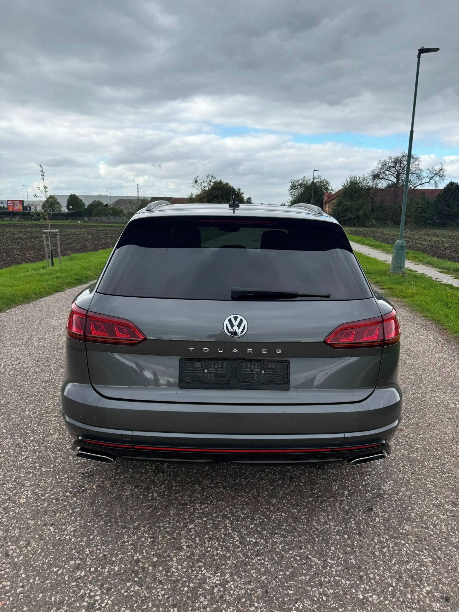 Volkswagen Touareg, R-LINE 3.0 TDI 210kW - fotka 4