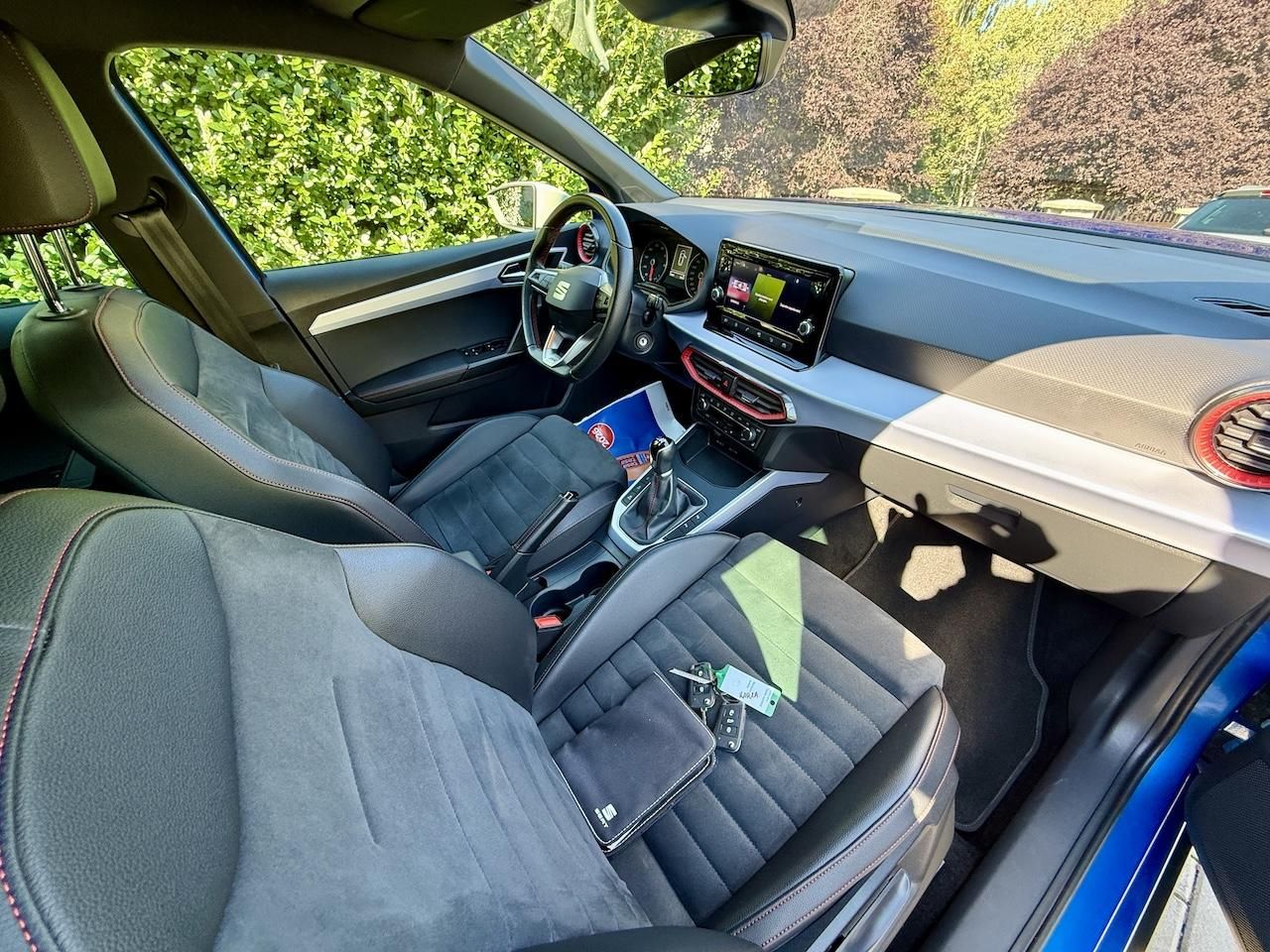 Seat Arona, 1.0TSi 81kW FR aut.parkovaní - fotka 4