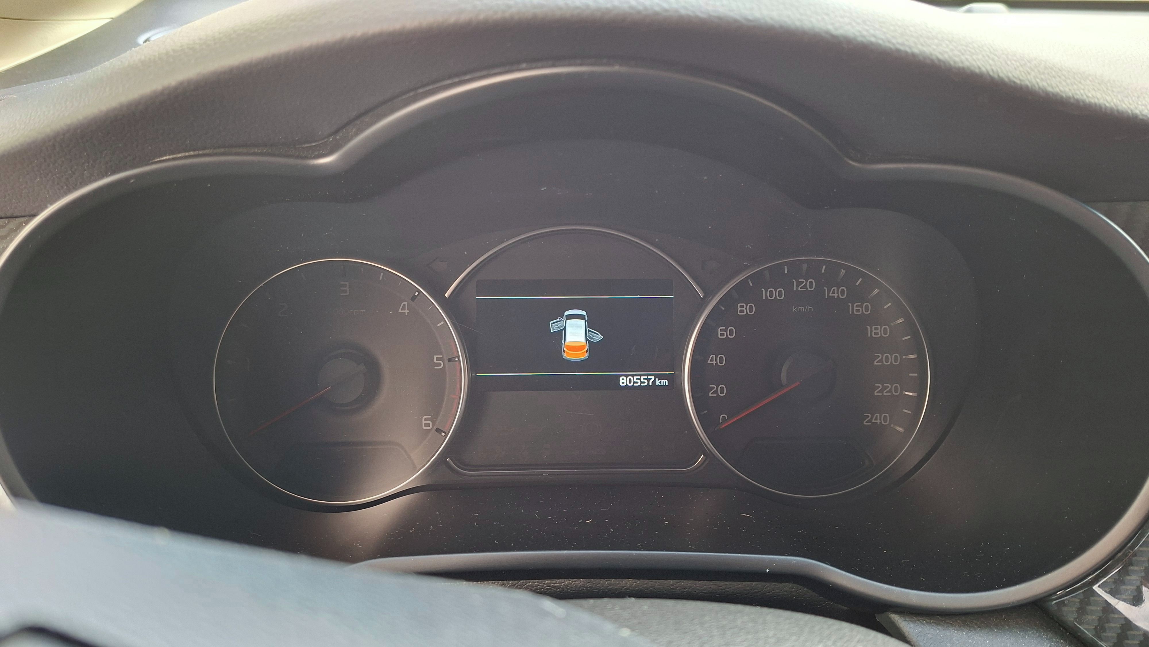 Kia Carens, KIA Carens (2019) s +80.000km - fotka 6