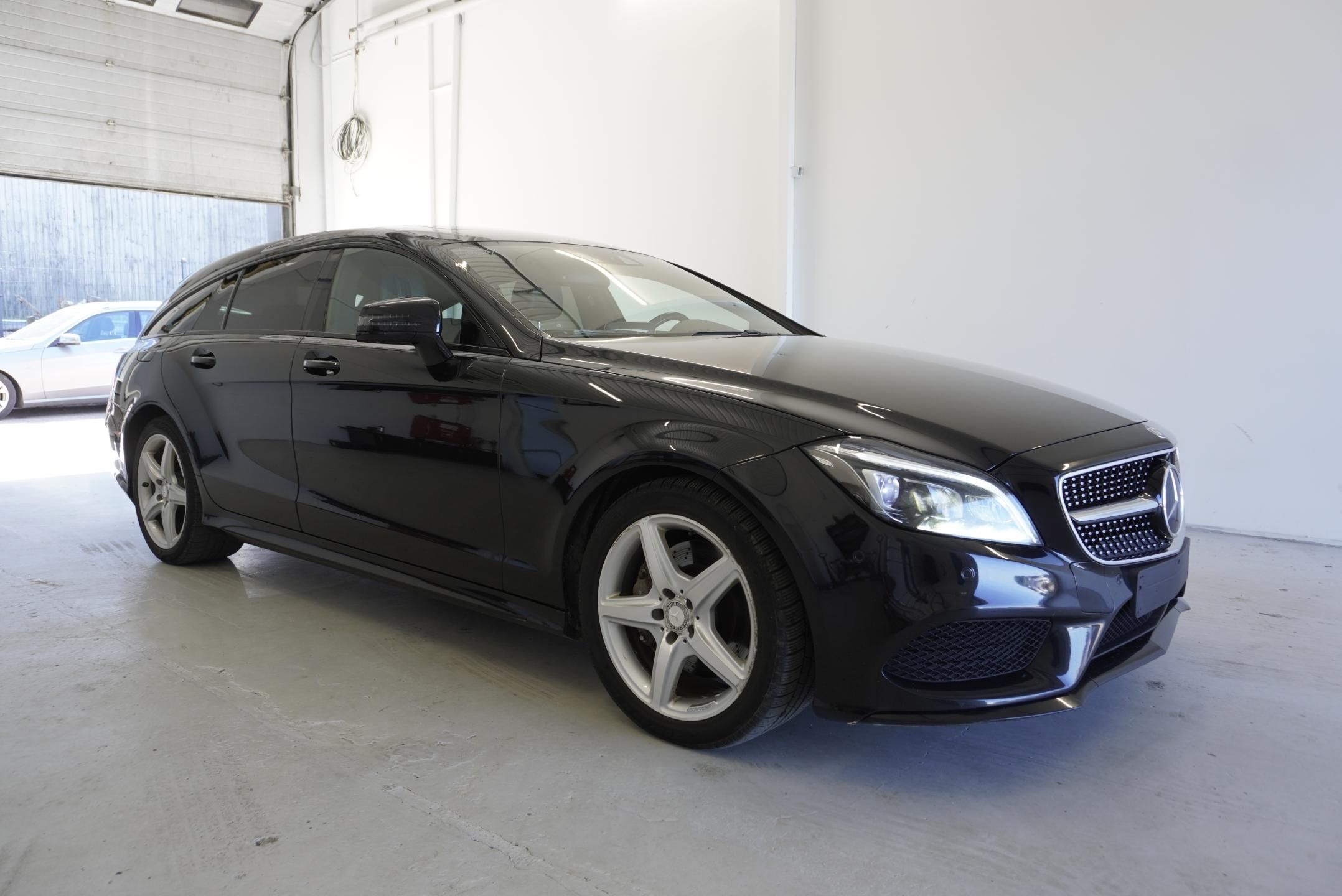 Mercedes-Benz CLS, 3,0D 4MATIC AMG-LINE - fotka 3