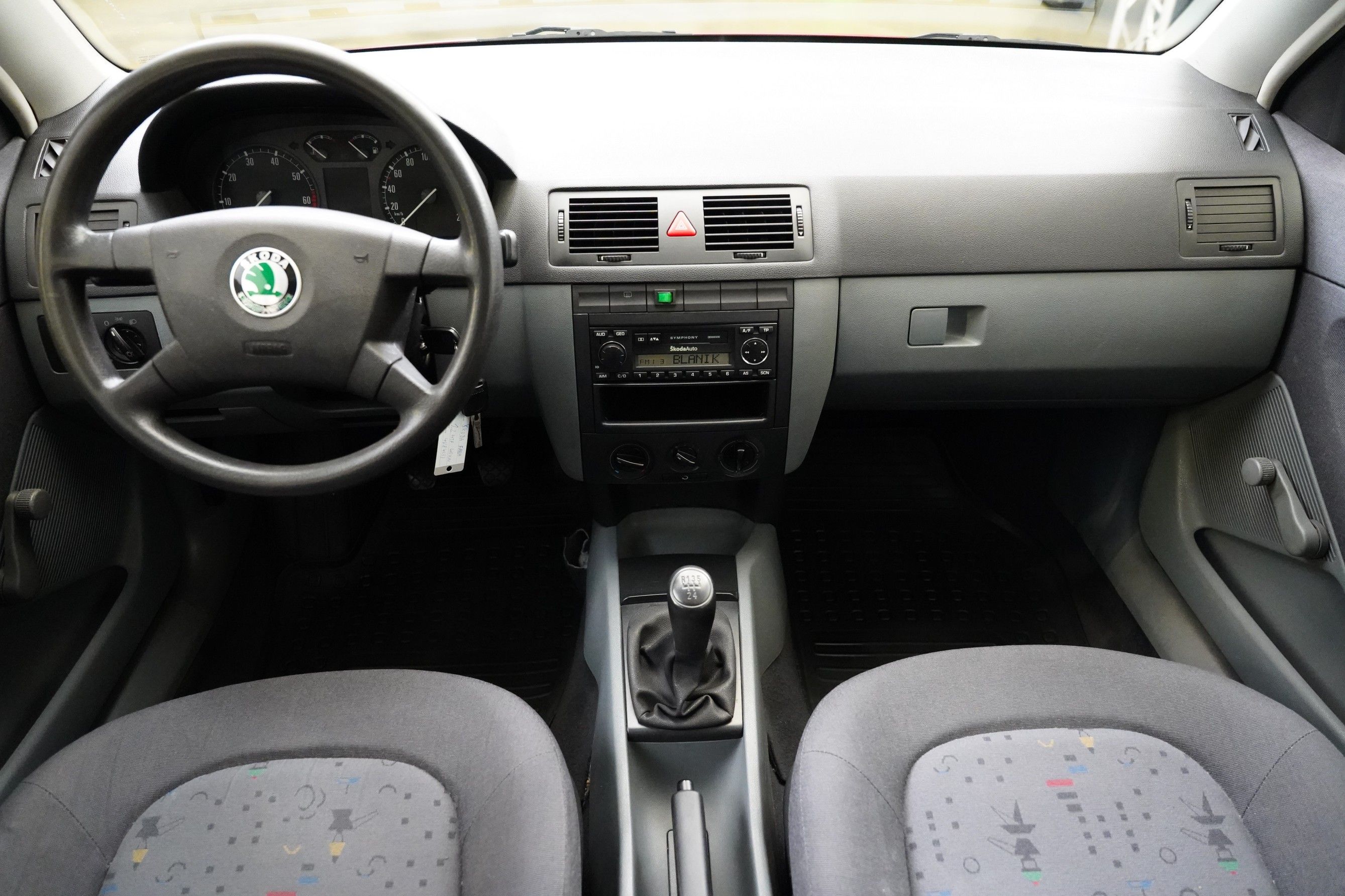 Škoda Fabia, 1.2 HTP 40 kW Classic - fotka 5
