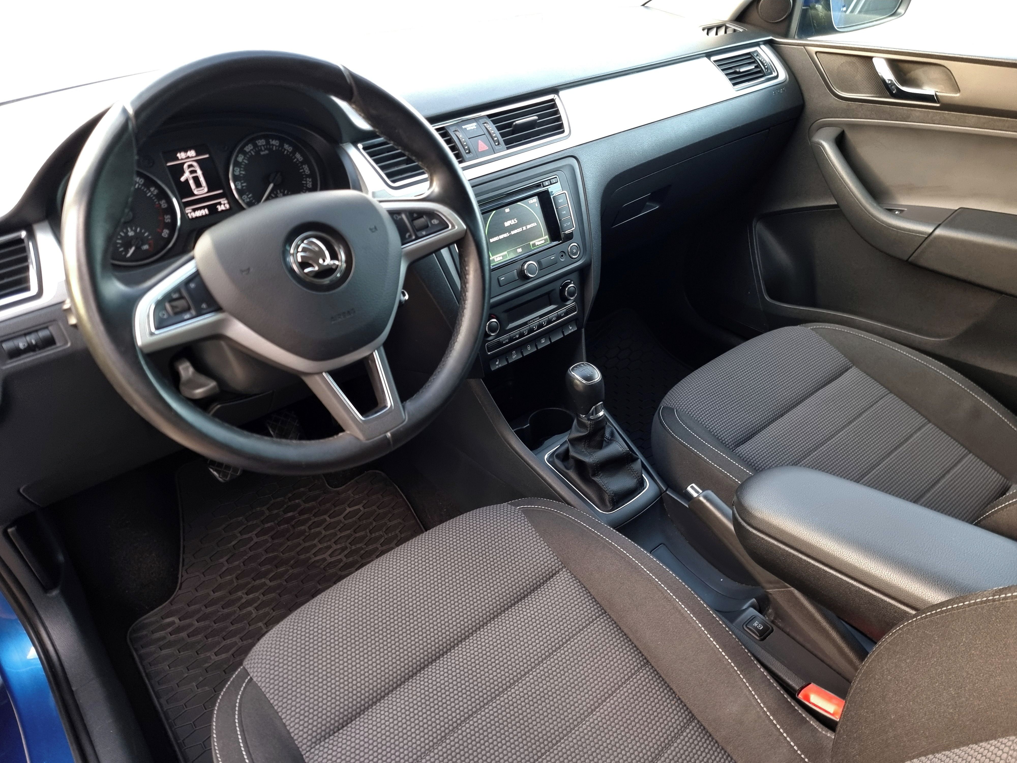 Škoda Rapid, 2014 | ELEGANCE 1.6TDI - fotka 2
