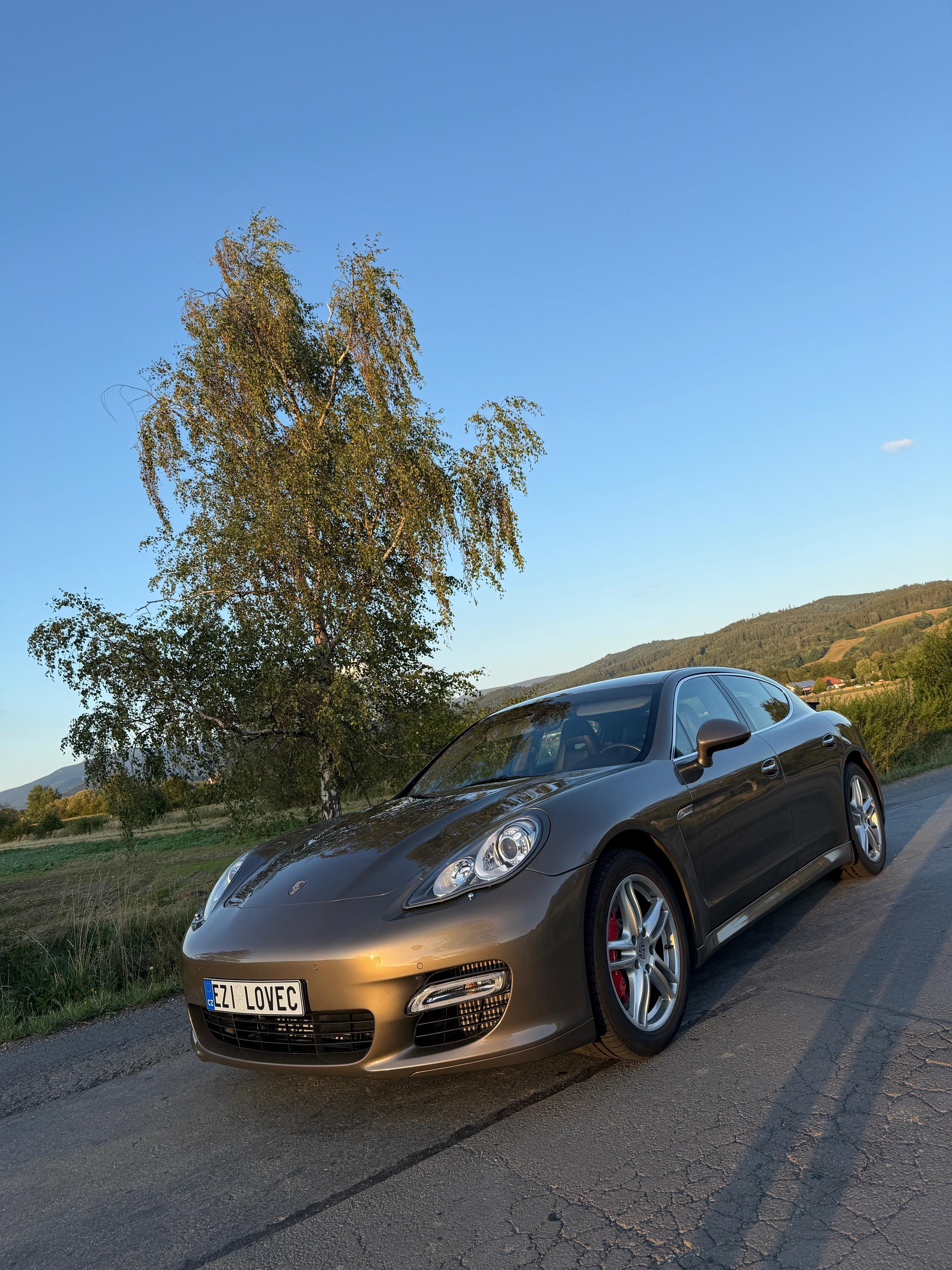 Porsche Panamera, 4.8 Turbo - fotka 4
