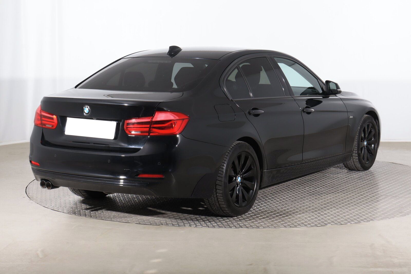 BMW Řada 3, 320 d, Serv.kniha - fotka 5