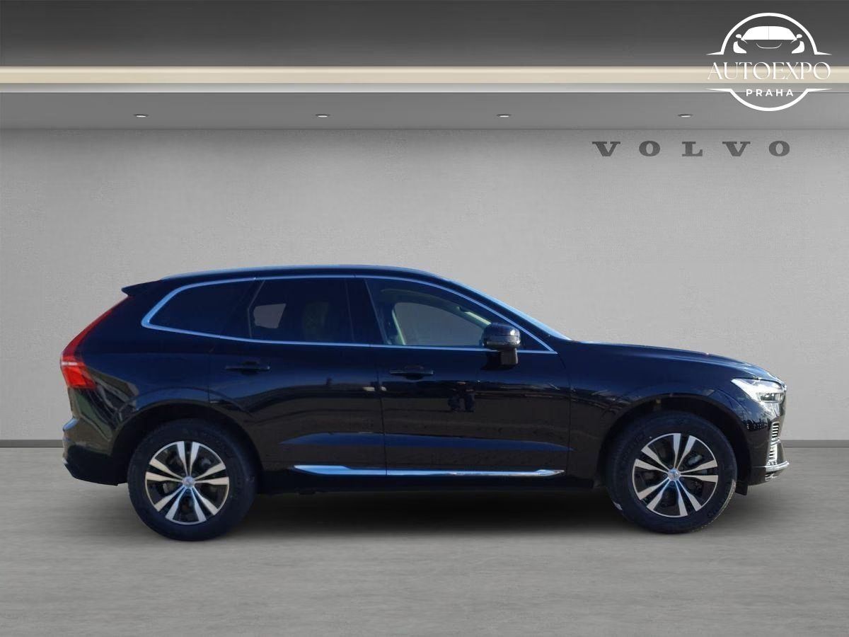 Volvo XC60, T6 AWD Recharge Core - fotka 4
