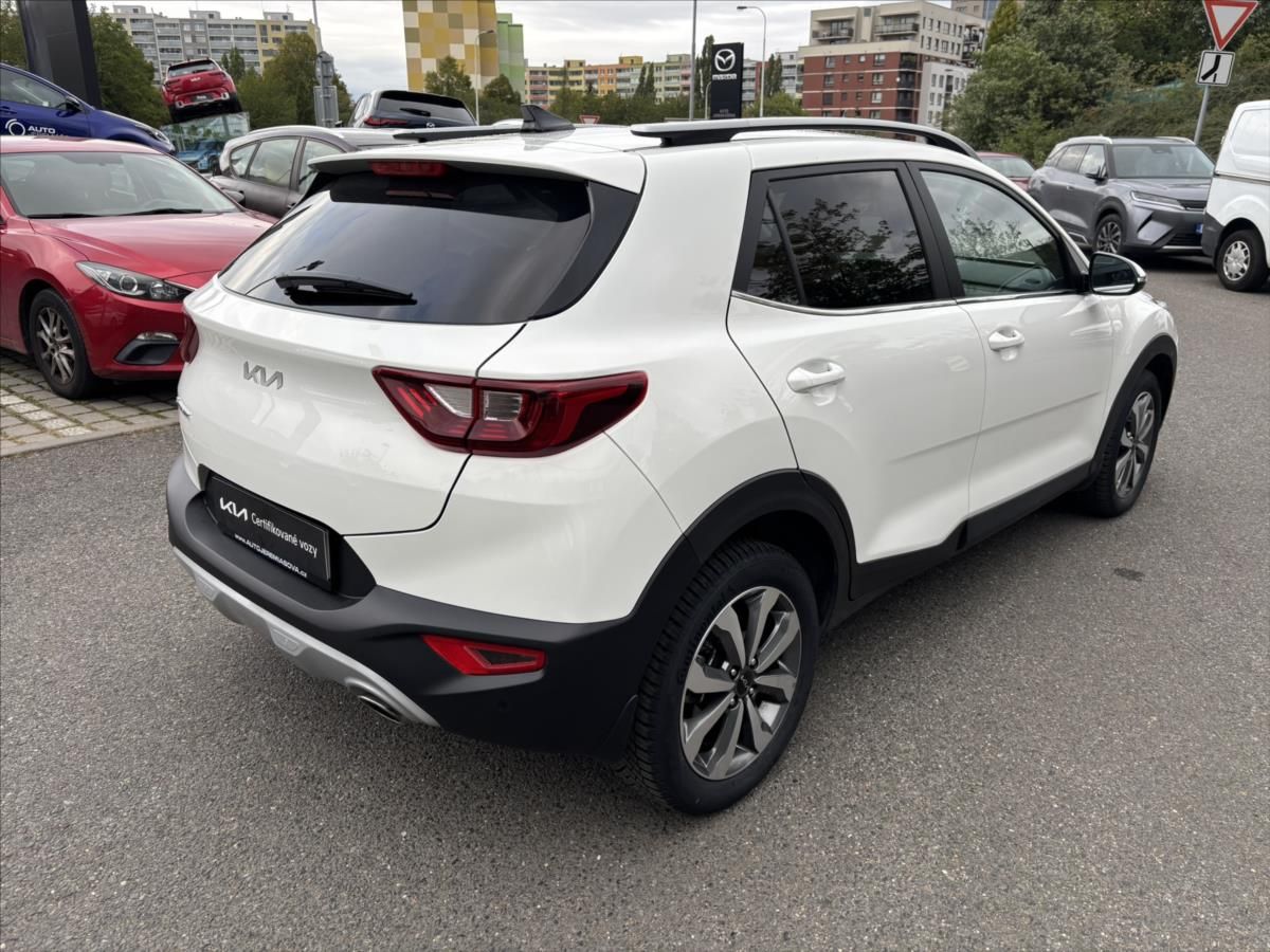 Kia Stonic, 1,0 TGDi 73kW TOP ZÁRUKA NAVI - fotka 5