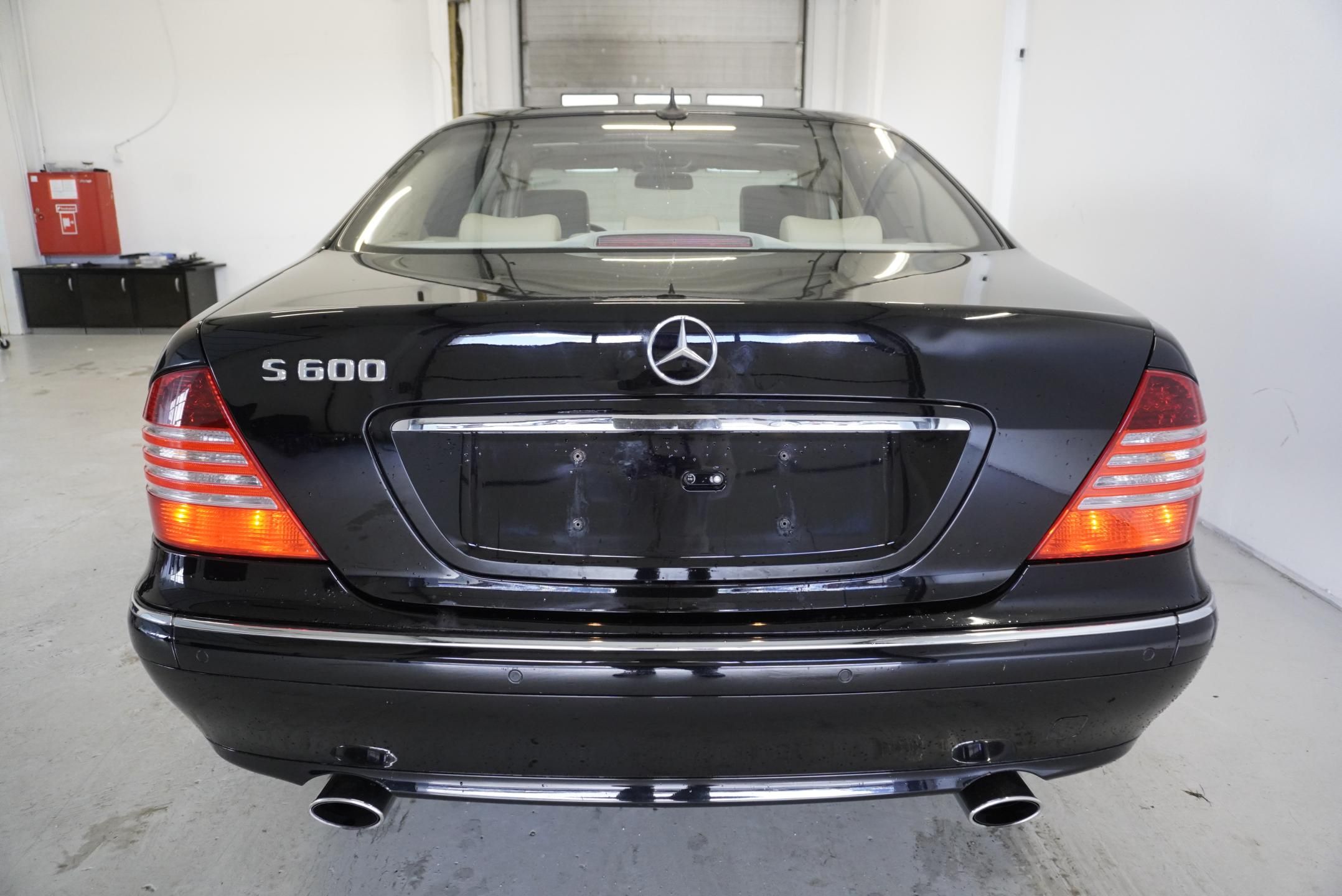 Mercedes-Benz Třídy S, S600 5,5I V12 LONG AUT. - fotka 6