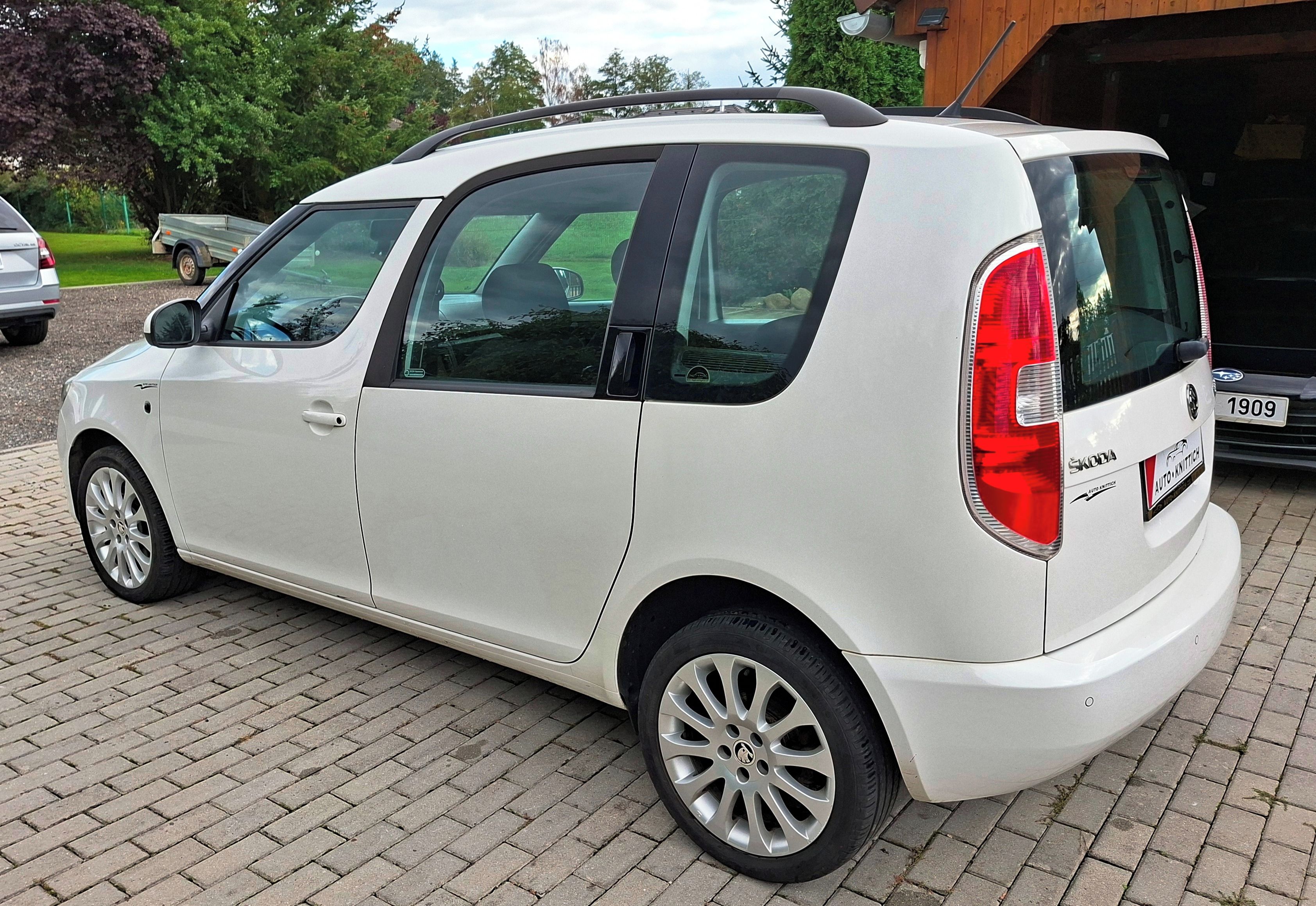 Škoda Roomster, 1,6TDi 77kw Odpočet DPH - fotka 3