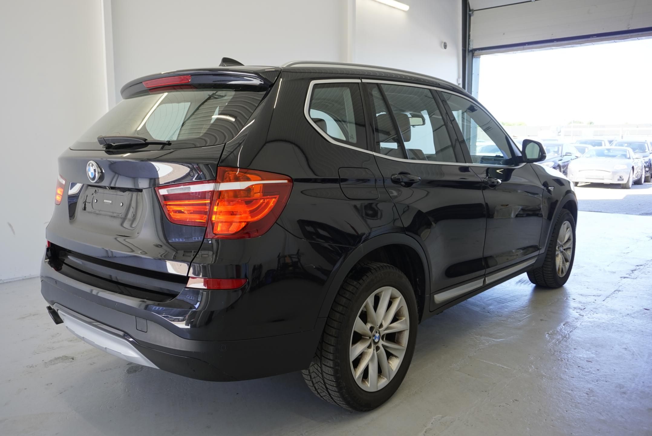 BMW X3, 2,0 XDRIVE28I AUT. - fotka 5