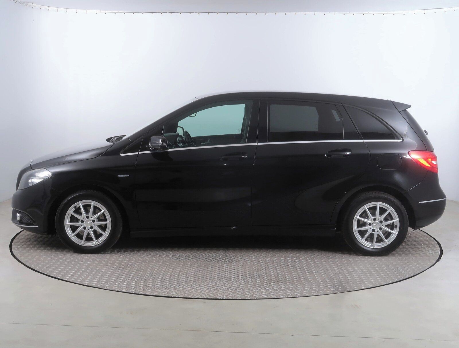 Mercedes-Benz Třídy B, 180 CDI - fotka 3