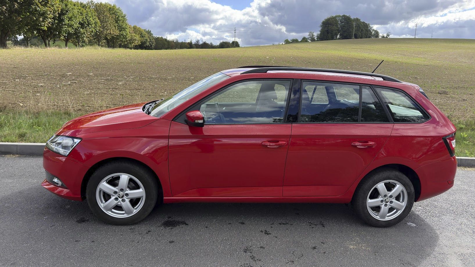 Škoda Fabia, 1.0, CZ, r.v. 9/2020, Combi - fotka 3