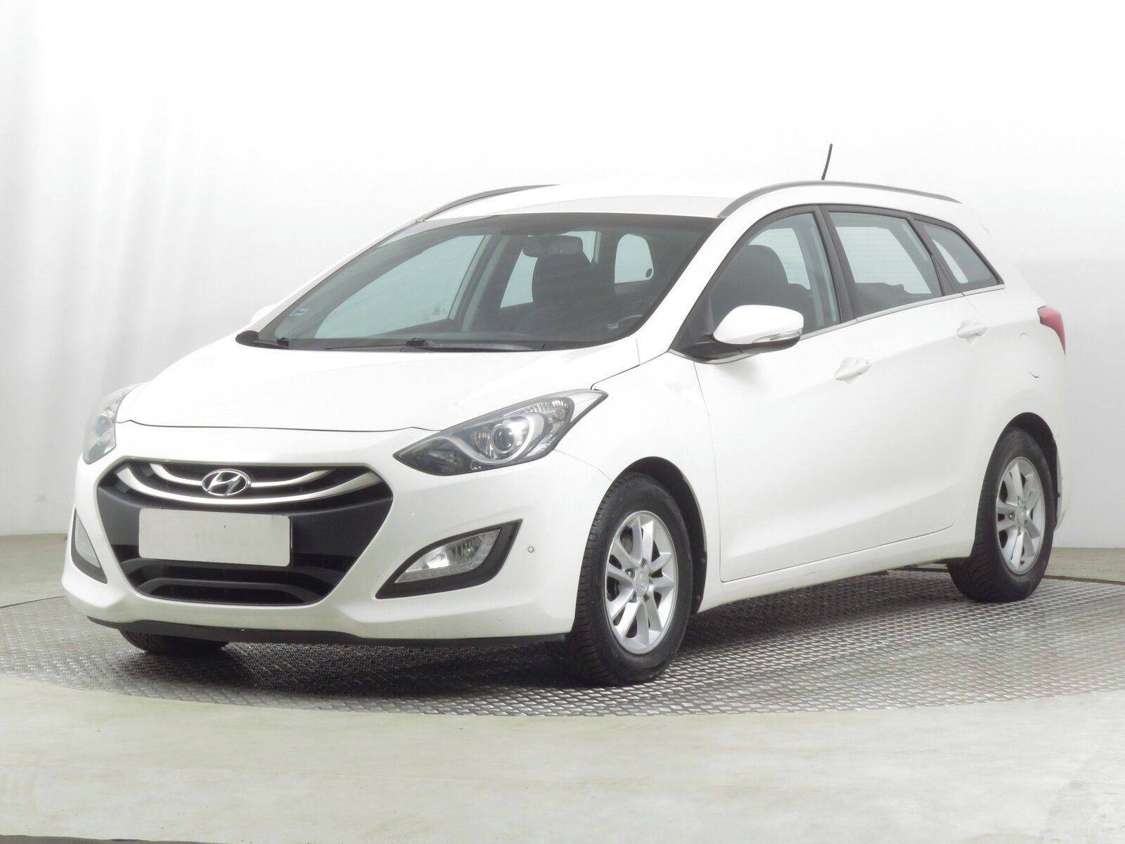 Hyundai i30, 1.6 CRDi - fotka 2