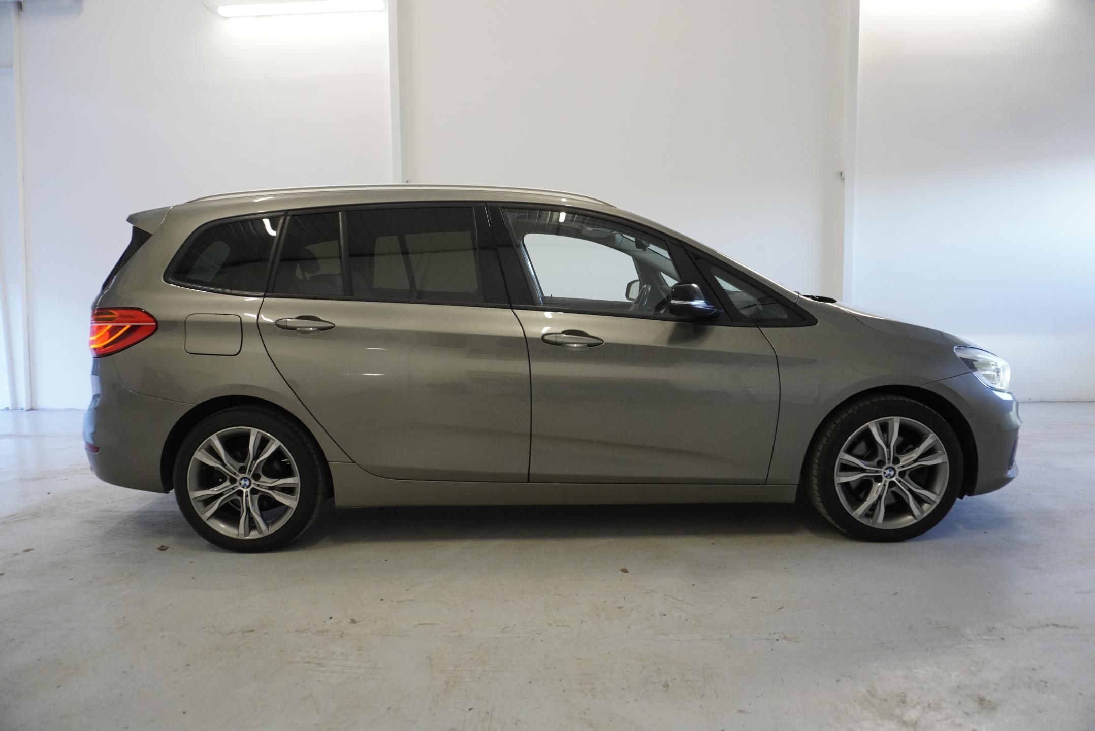 BMW Řada 2, 2,0 GRAN TOURER - fotka 4