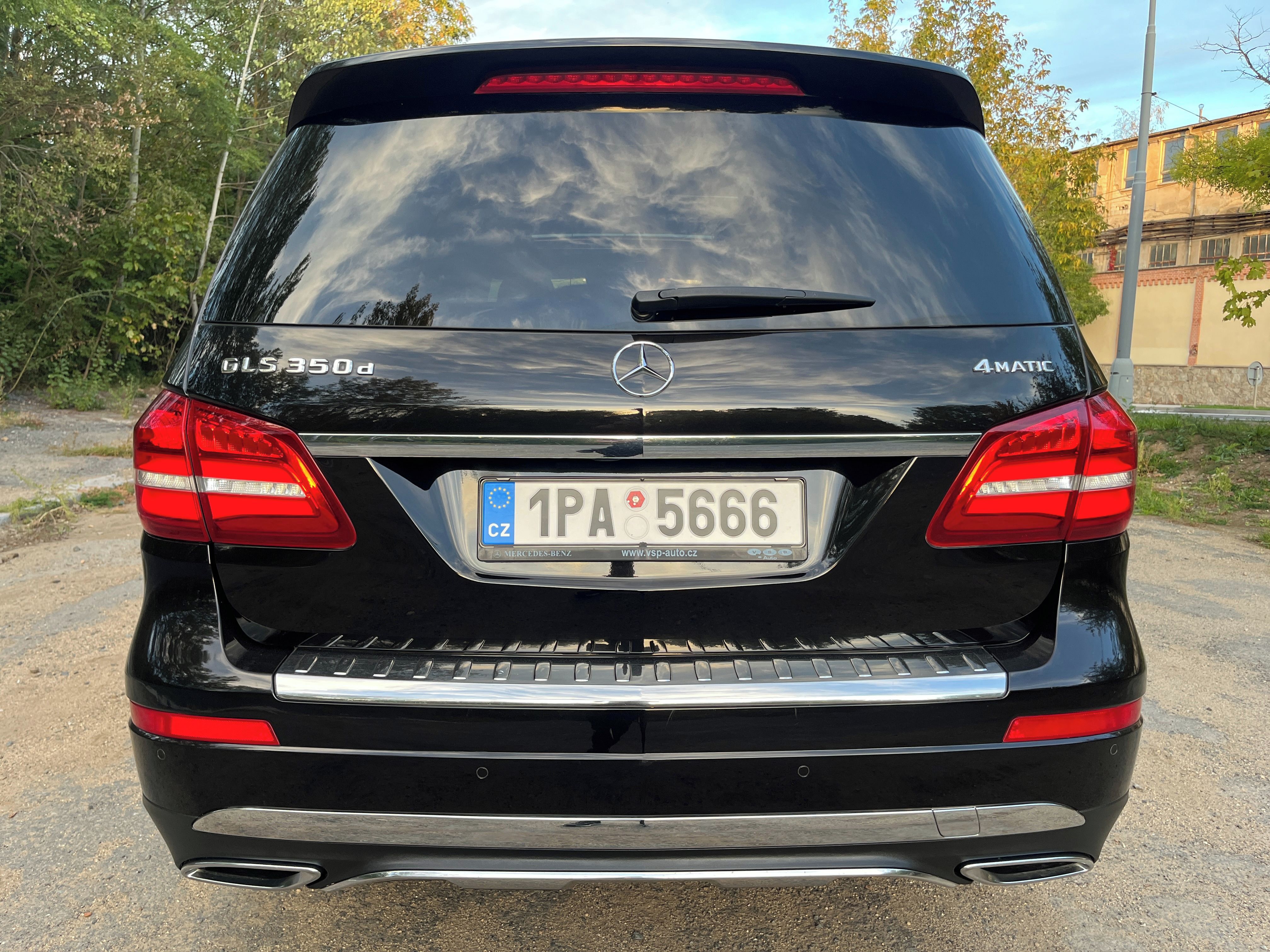 Mercedes-Benz GLS, 350d 4*4 1.maj servis jen MB - fotka 5